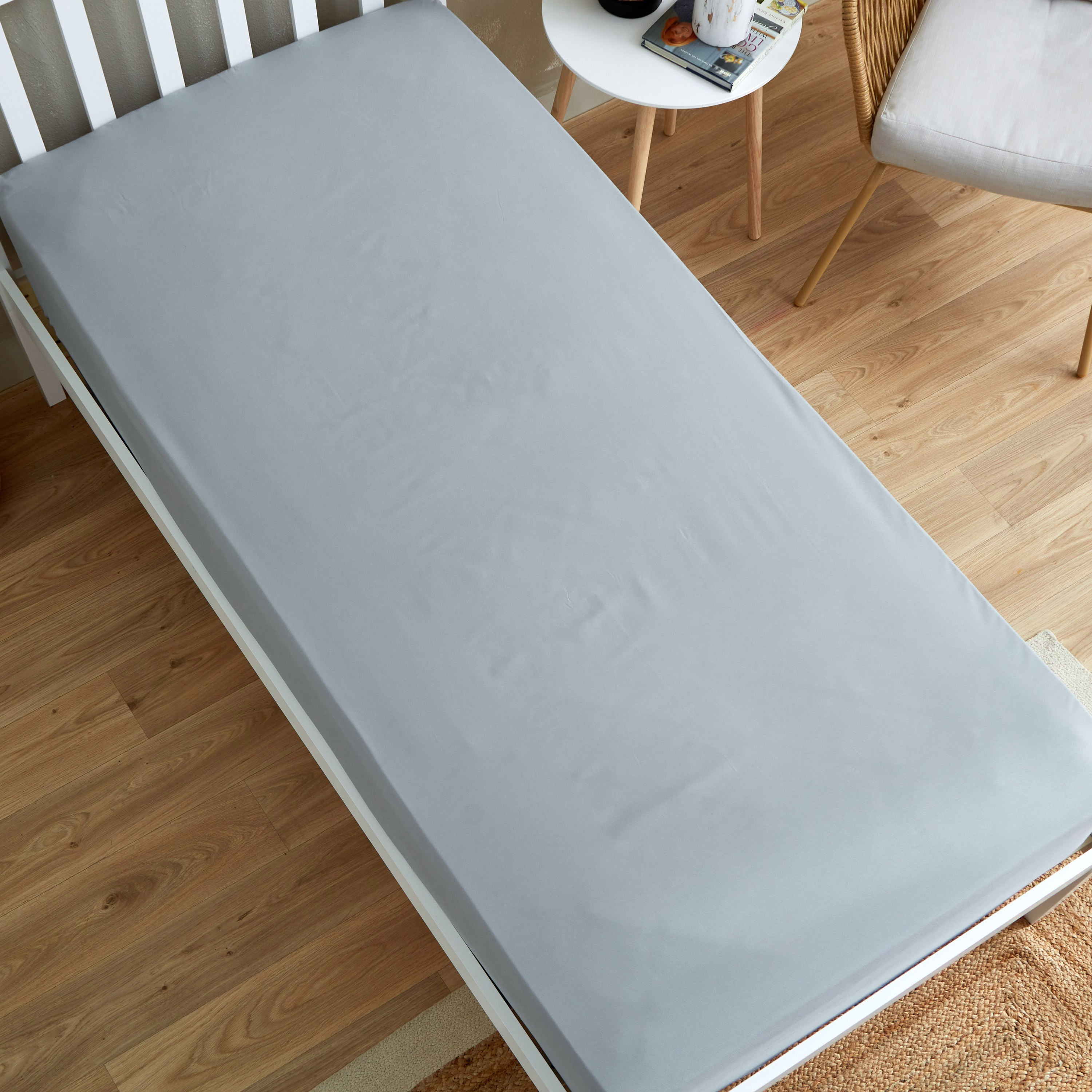 شرشف مطاطي فردي سادة من الألياف الدقيقة من أكسيس - 90x190+20 سم-hbxhomeware-hbxbedroom-image-3