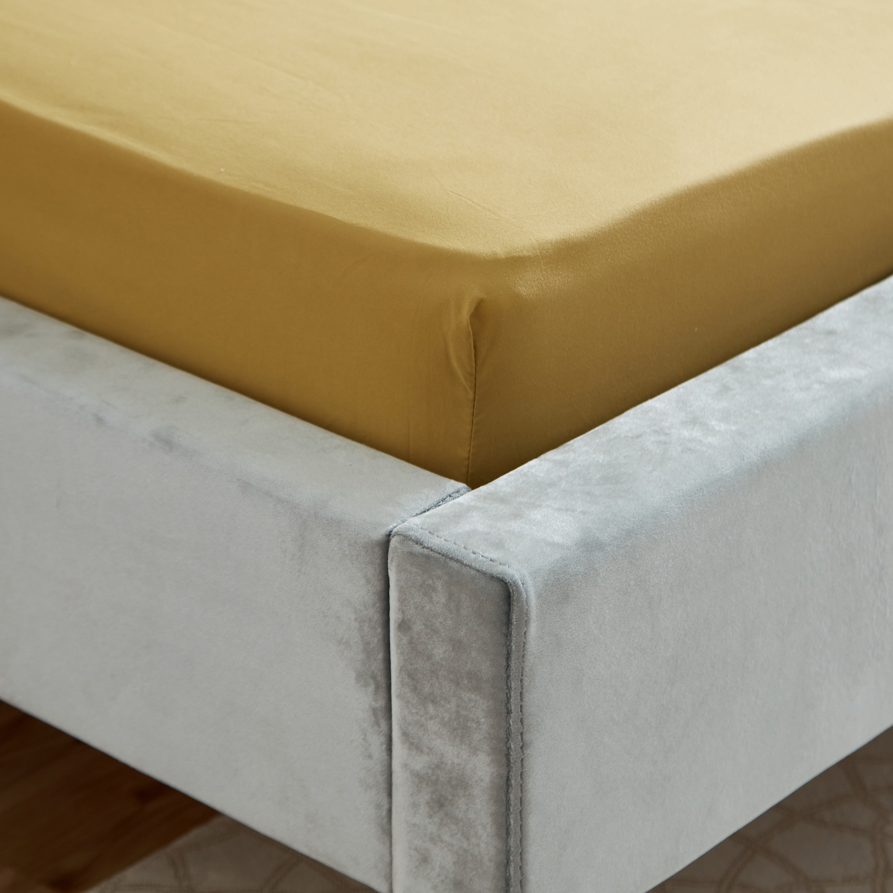 Axis Solid Microfiber King Fitted Sheet - 180x200+25 cm-hbxhomeware-hbxbedroom-image-5