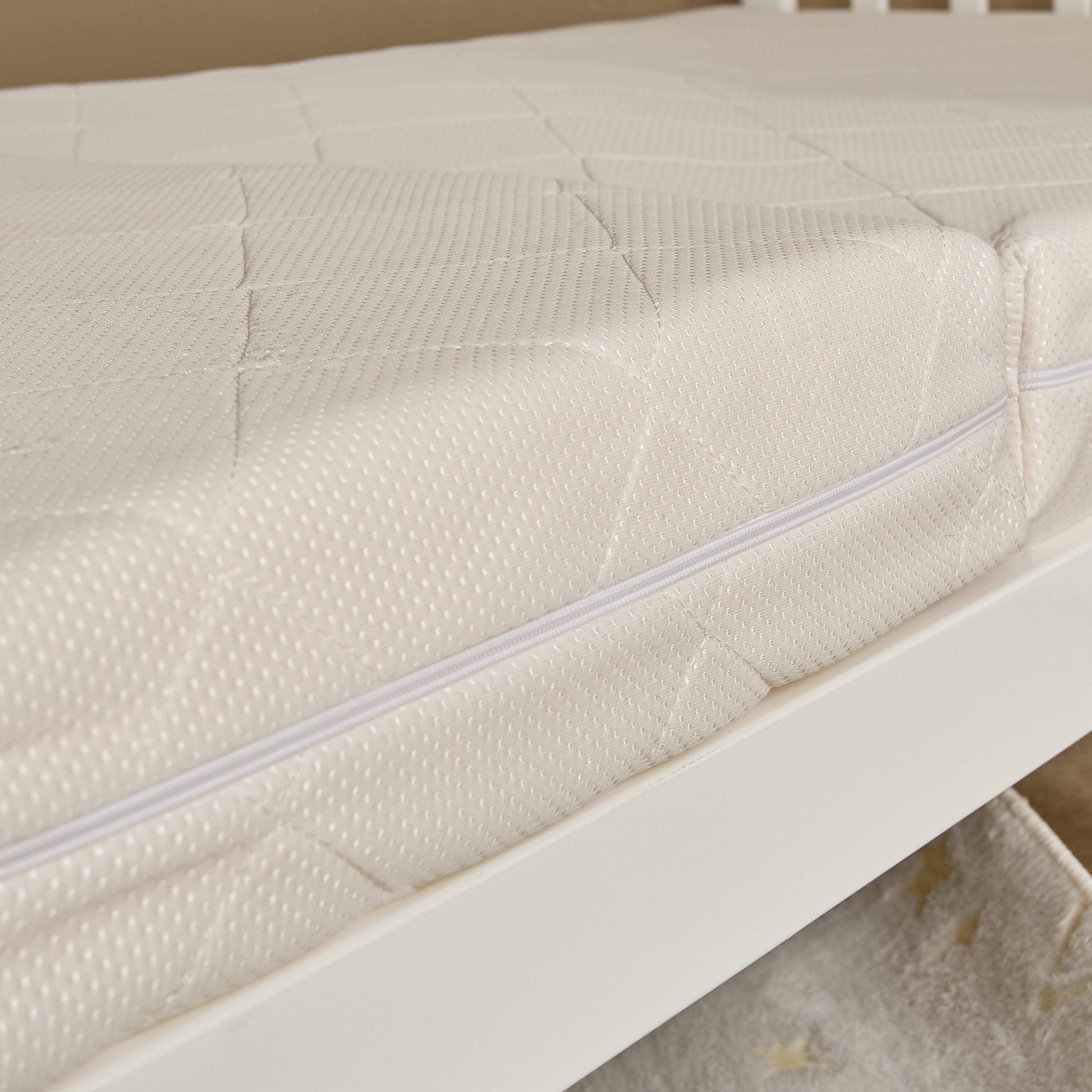 SleepEase iKids Comforto Trifold Foldable Travel Foam Toddler Mattress - 70x140x10 cm-PROMO_HB_KSA_HBX10_190925-image-7