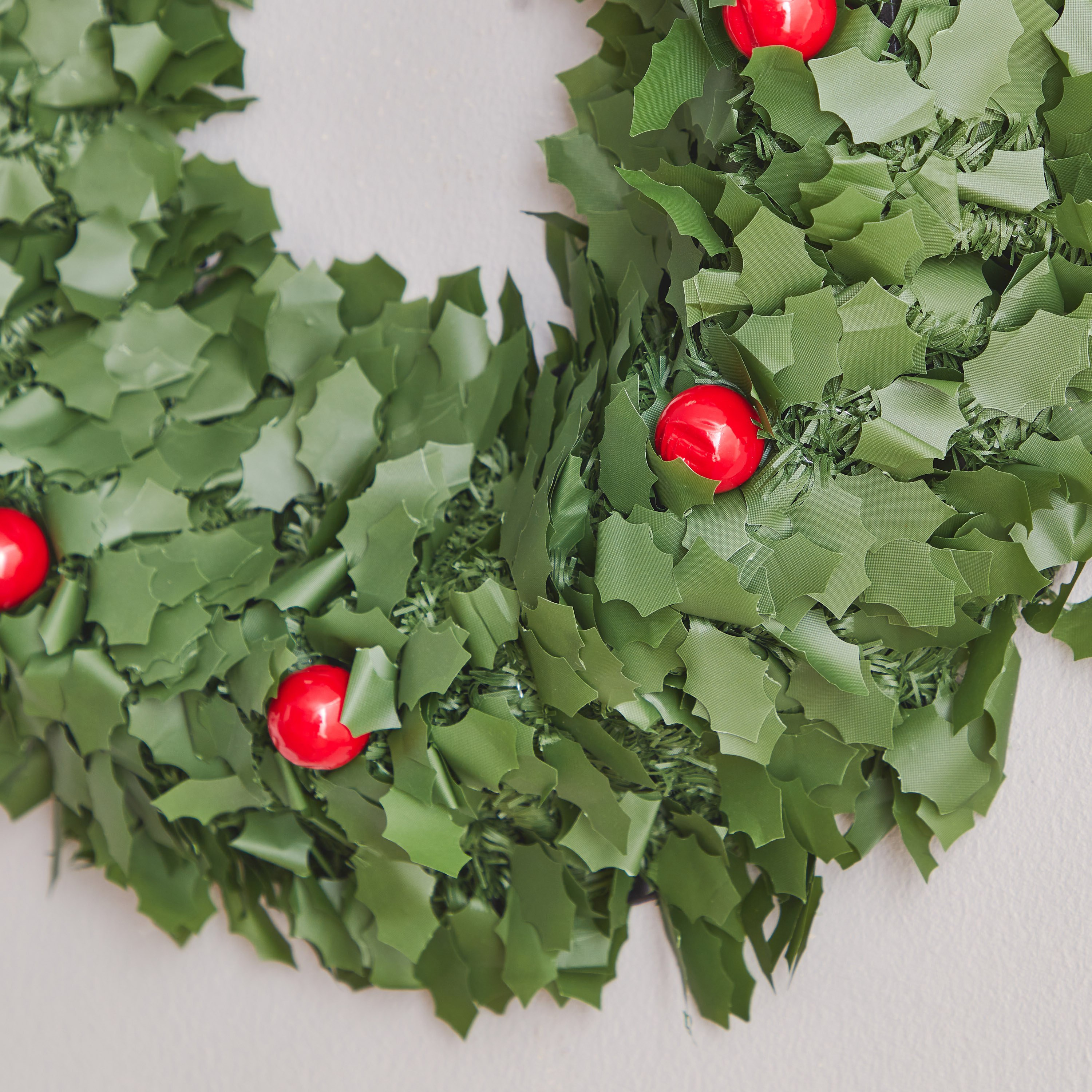 Eve Chamdol Tinsel Holly Wreath -  40x40x20 cm-hbxhomeware-hbxdecorandfurnishings-image-2