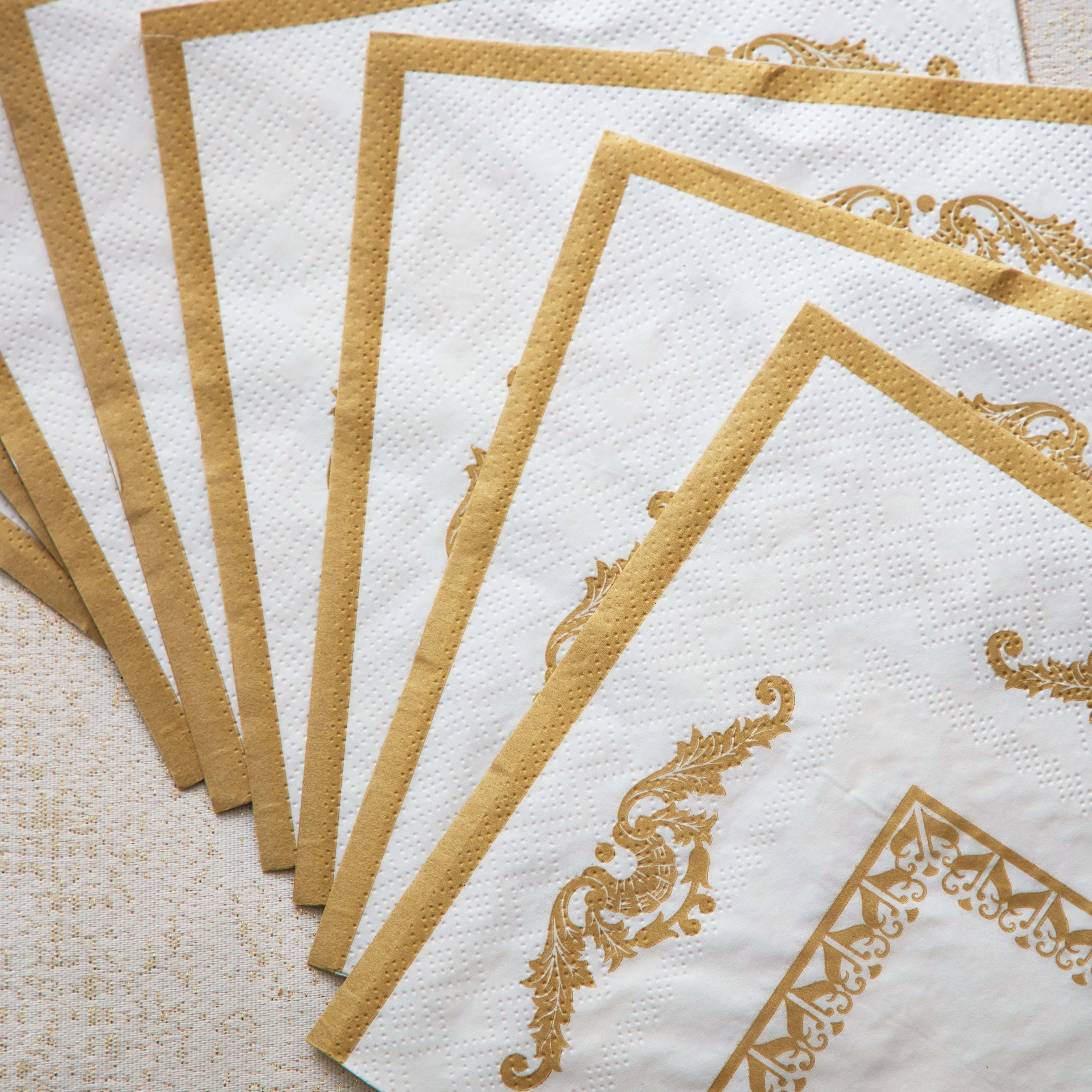 Festal Disposable Napkin Set of 20-hbxdecorandfurnishings-homeaccessories-novelties-image-3