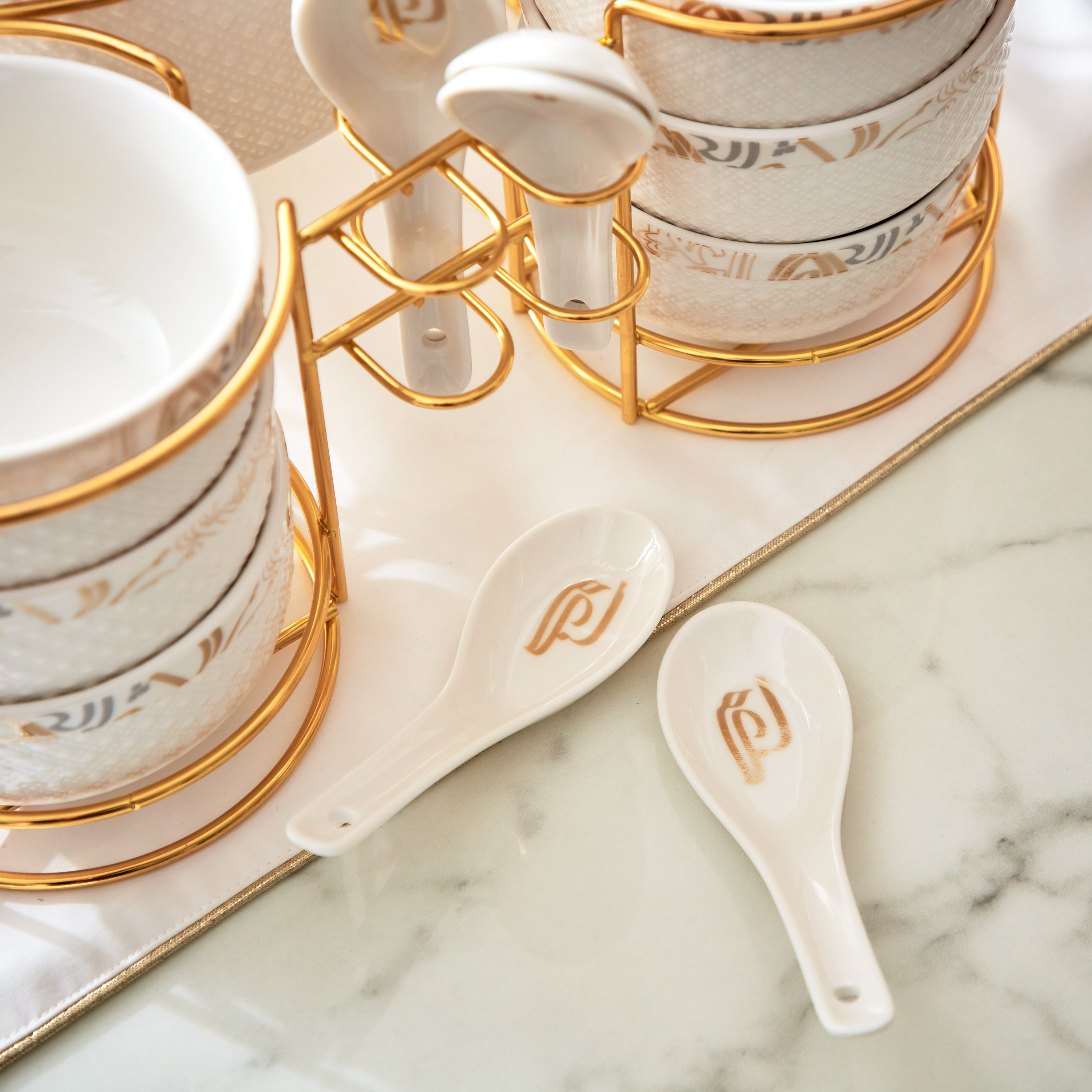 طقم تقديم شوربة مع حامل 16 قطعة من كاليجرافي-hbxdecorandfurnishings-tabletop-serveware-image-5