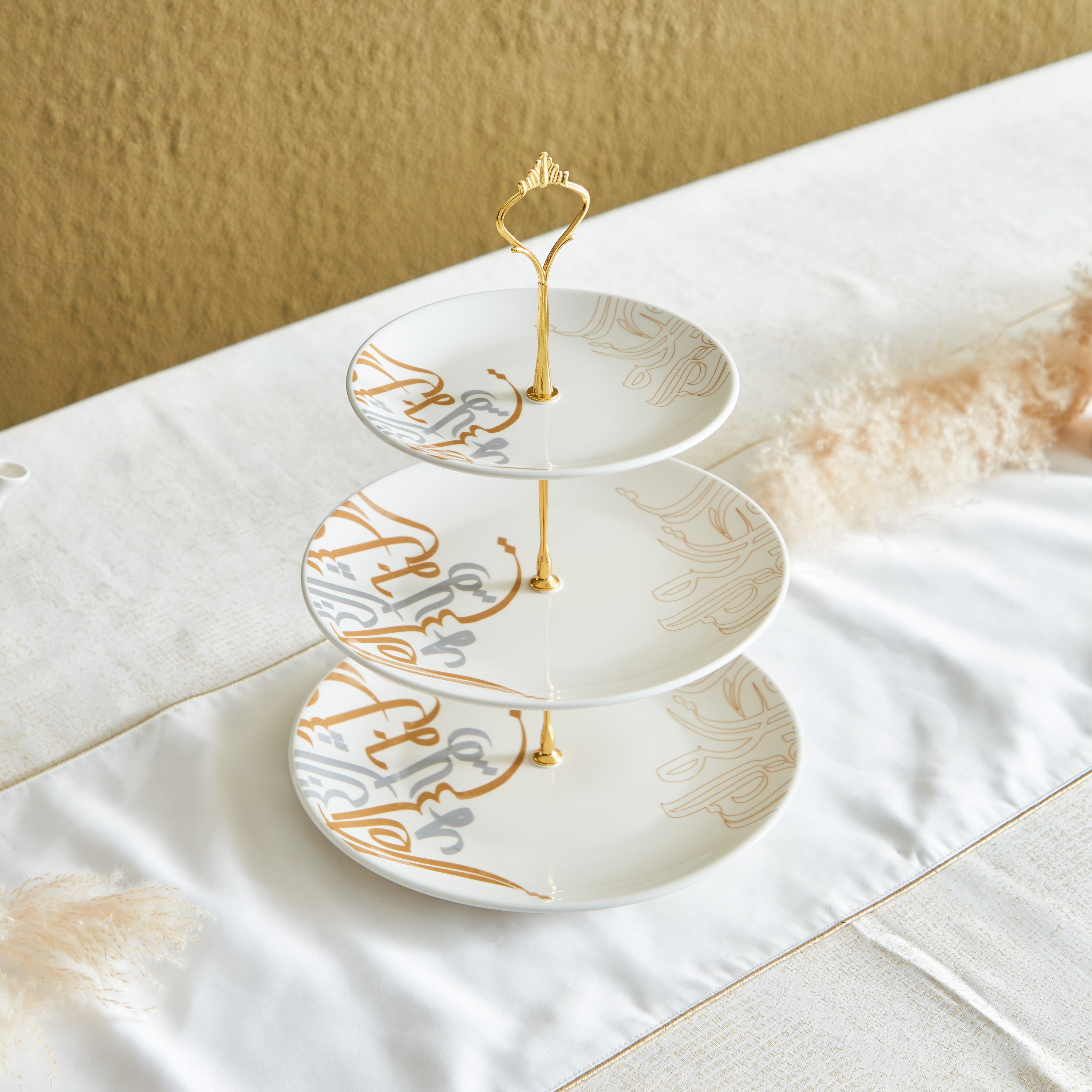 صحن تقديم 3 طوابق من كاليجرافي-hbxdecorandfurnishings-tabletop-serveware-image-2