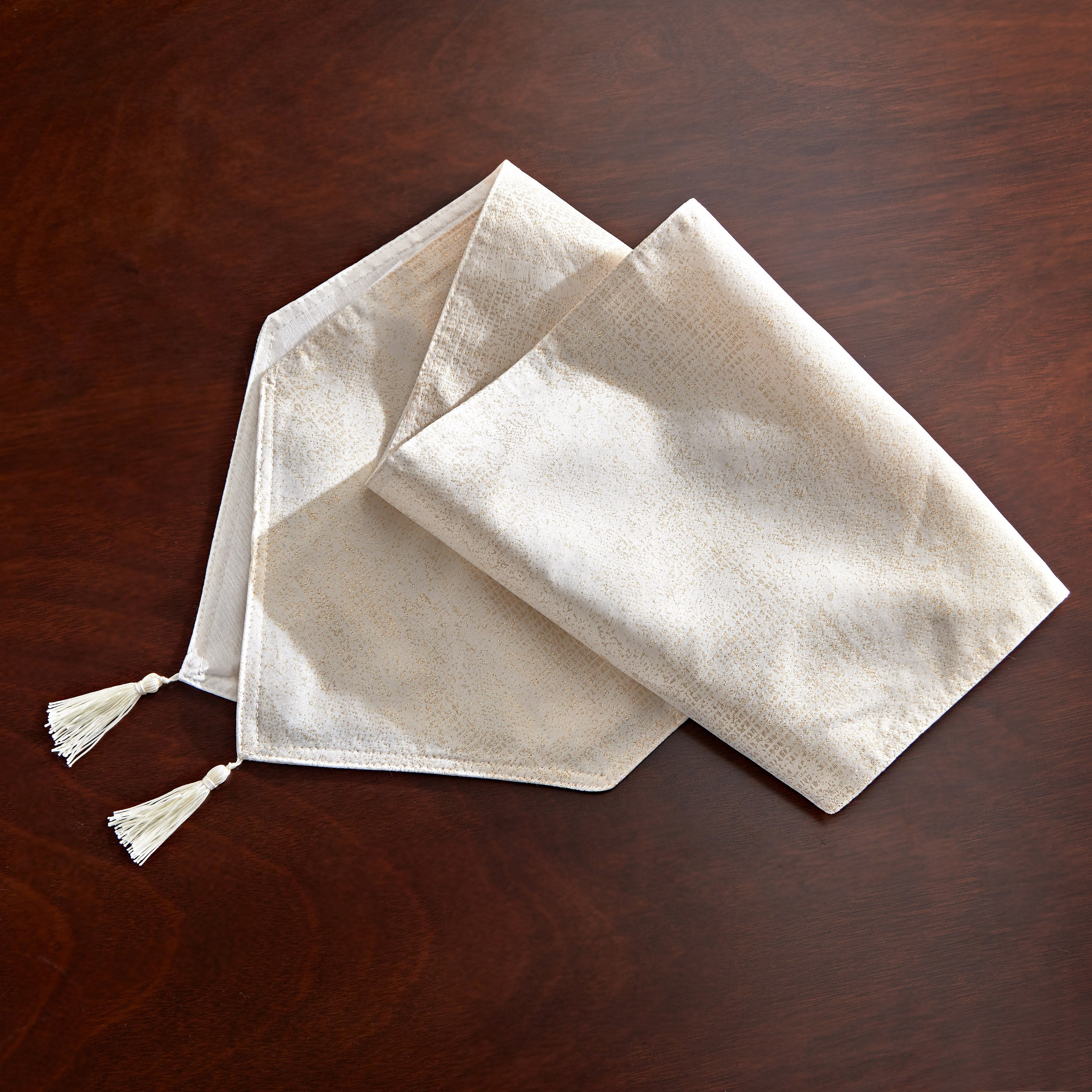 مفرش طاولة جاكارد من هاربر نابري - 33x180 سم-hbxdecorandfurnishings-homefurnishings-tablelinens-image-2