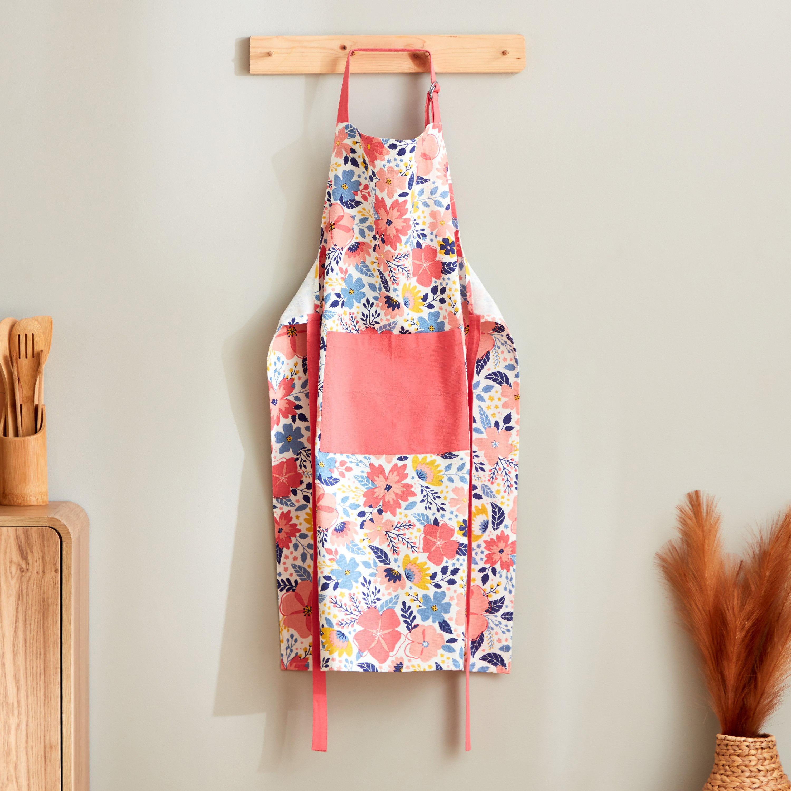 مئزر بطبعات من فلورا مايدو - 60x90 سم-hbxhomeware-kitchenware-kitchenlinens-image-1