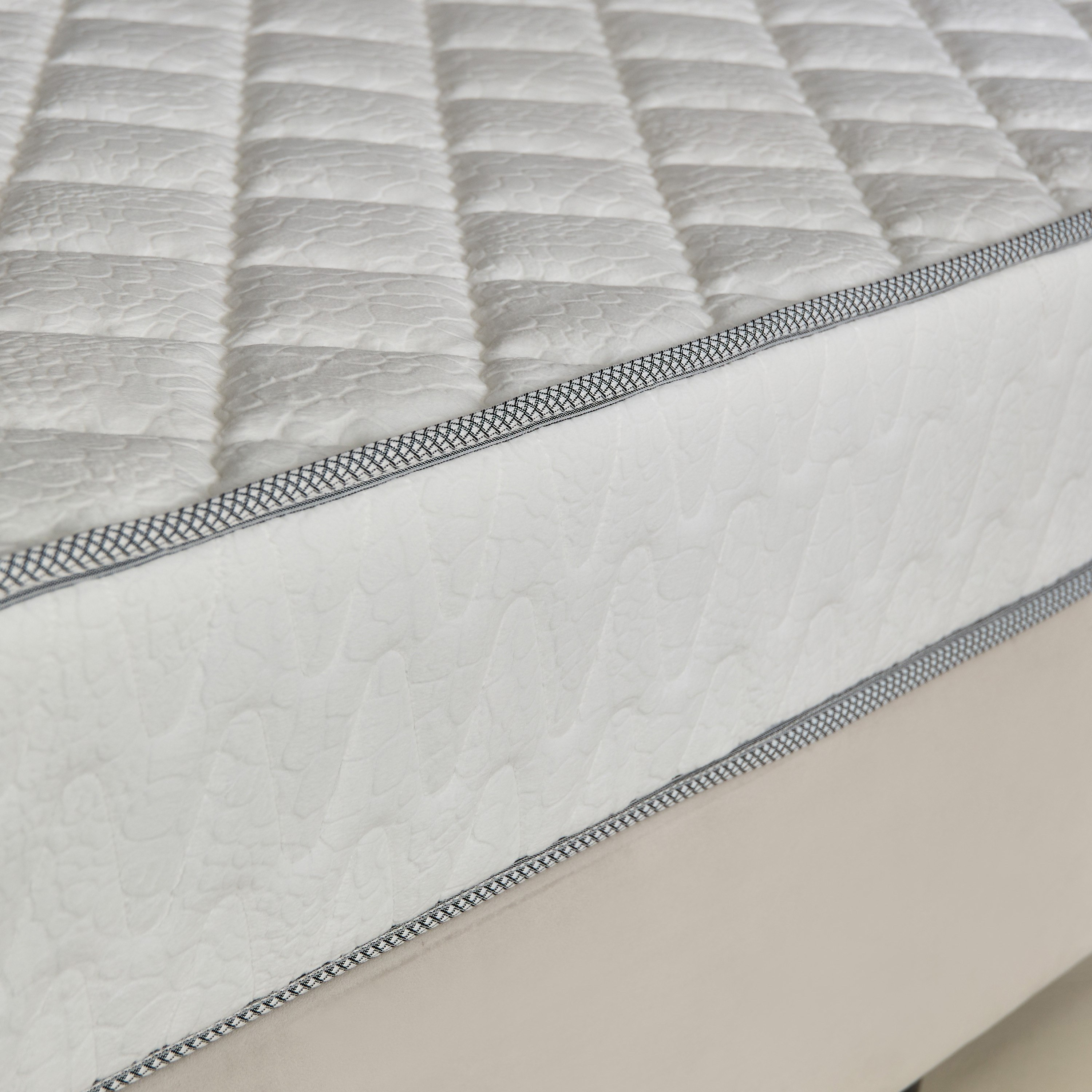 SleepNest iOrtho Latex Firm Extra Firm Rebonded Foam Queen Mattress - 150x200x22 cm-hbxbedroom-mattresses-queen-image-8