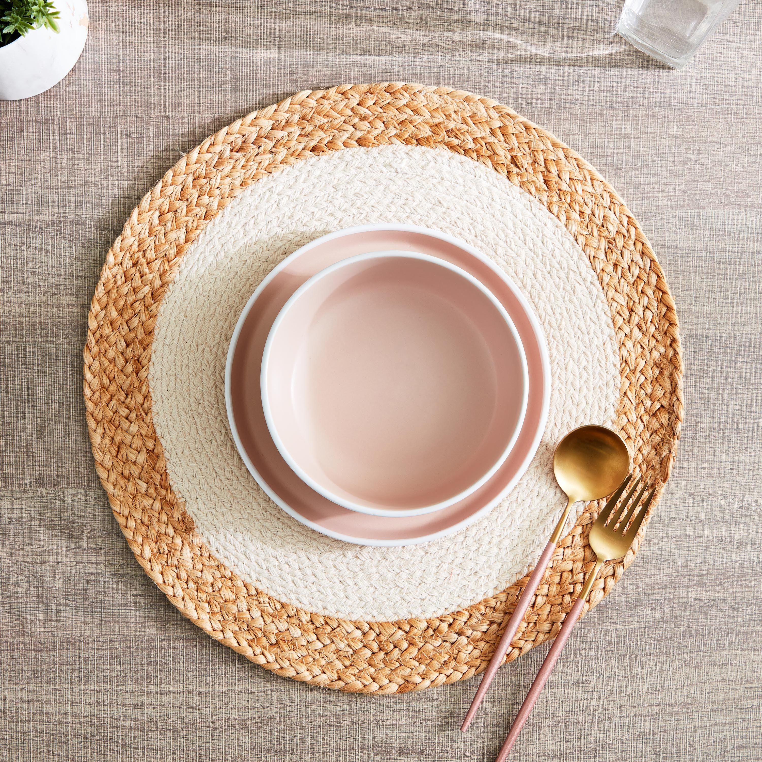 لبادة صحون مستديرة مضفرة جيم الجوت - 38 سم-hbxdecorandfurnishings-homefurnishings-tablelinens-image-1