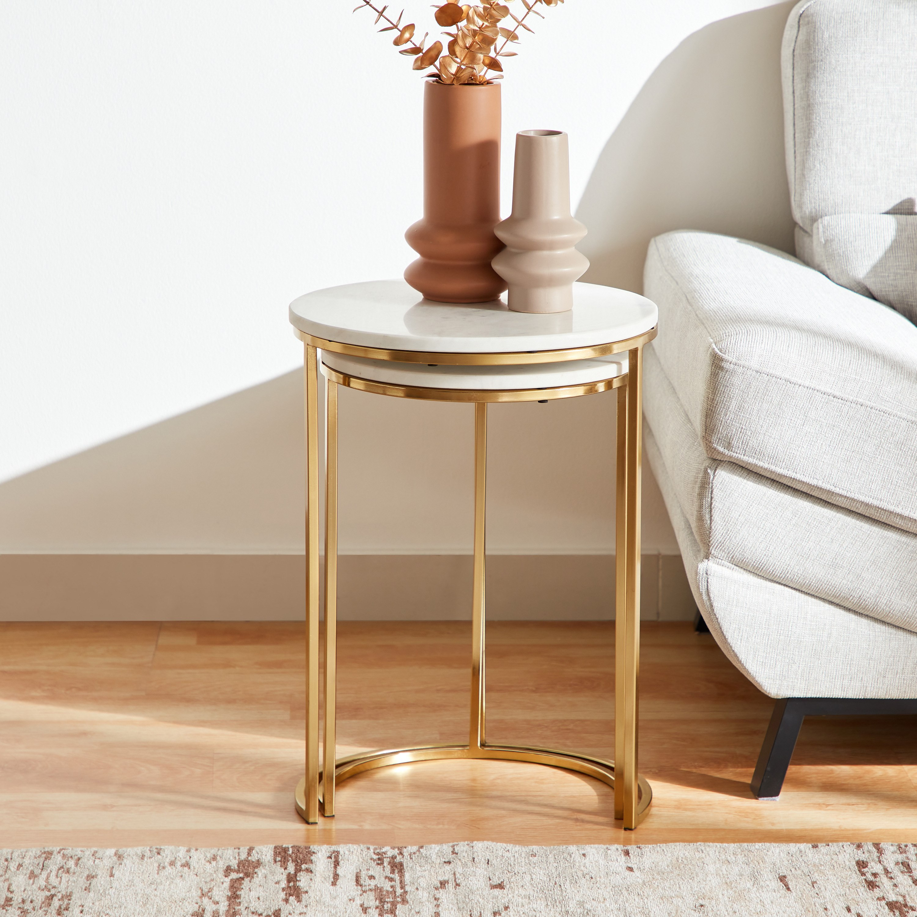 طقم طاولات متداخلة من قطعتين بسطح من الرخام - بورتيا من فيندرا-hbxfurniture-livingroom-nestingtables-image-3