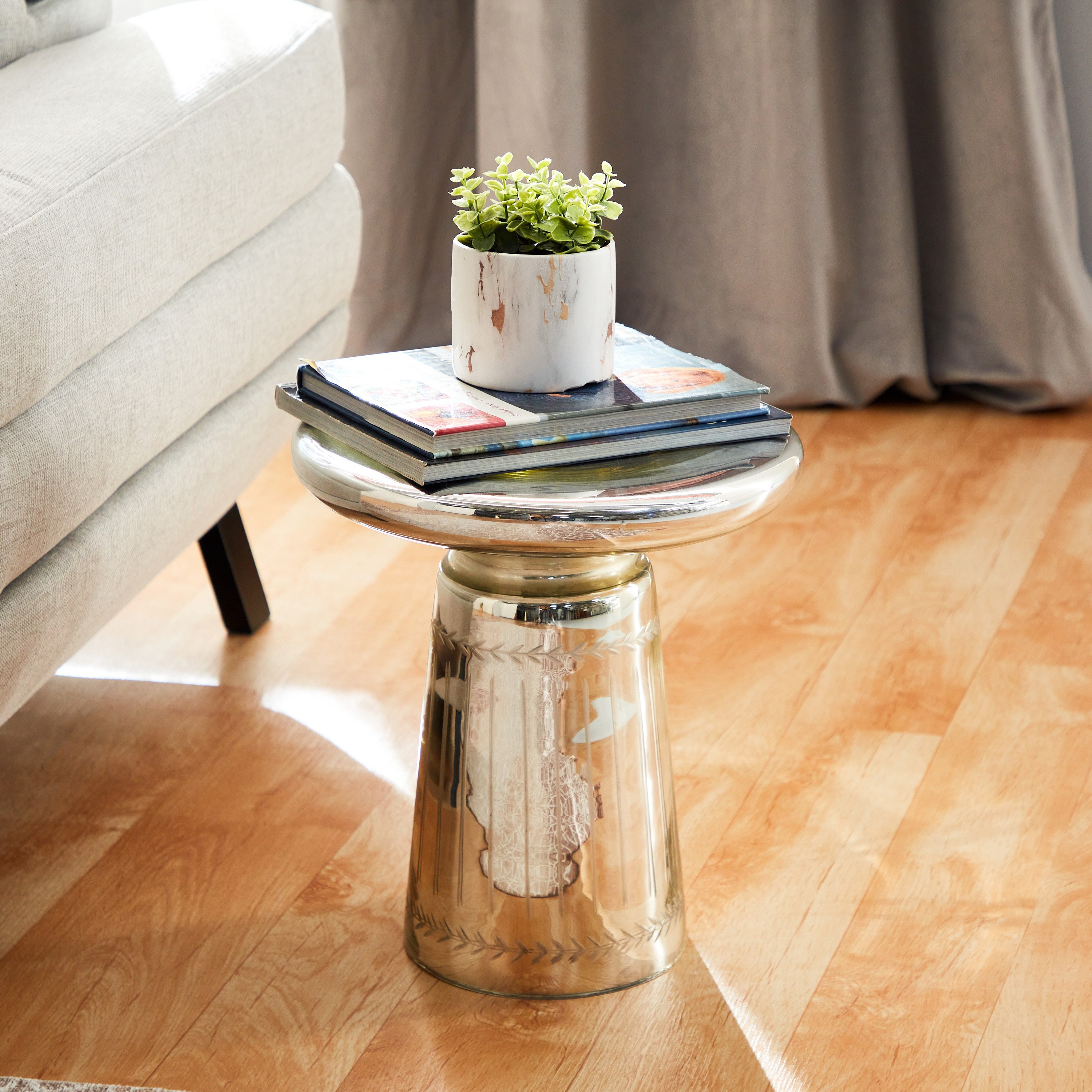 طاولة جانبية - جولوم من فيندرا-hbxfurniture-livingroom-endtables-image-1