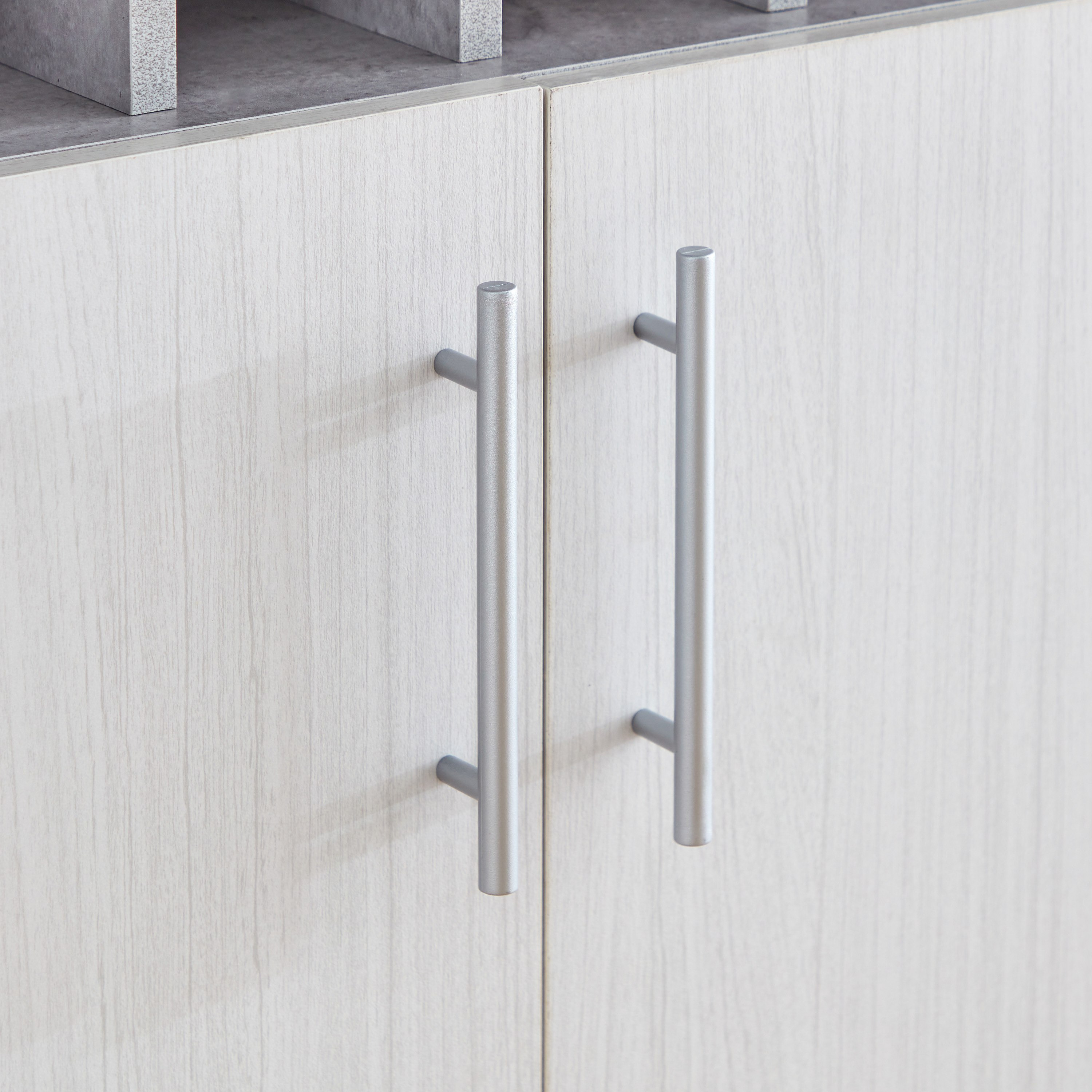 خزانة مشروبات من باتارا-hbxfurniture-diningroom-barcountersandbarstools-image-4