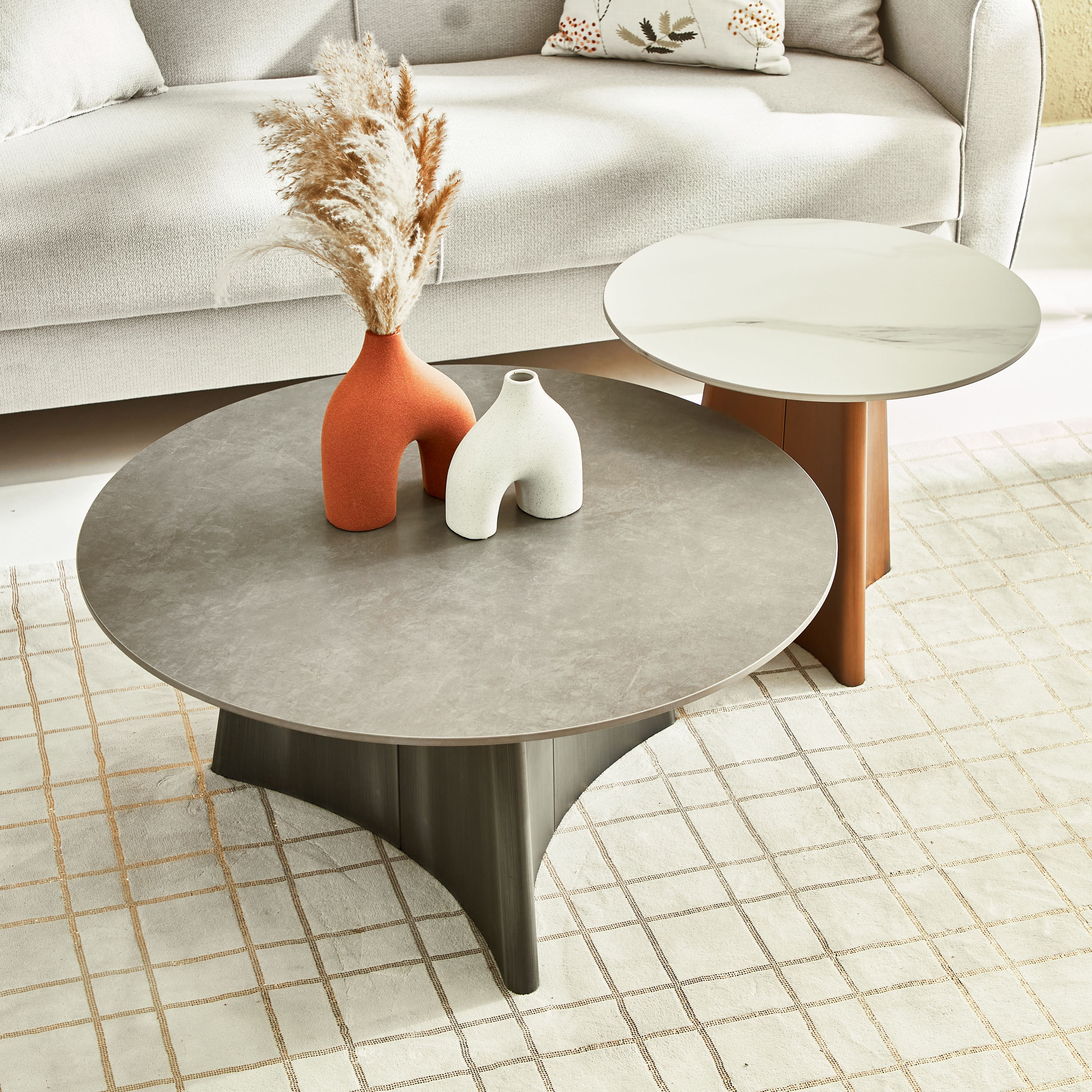 Round stone 2024 side table