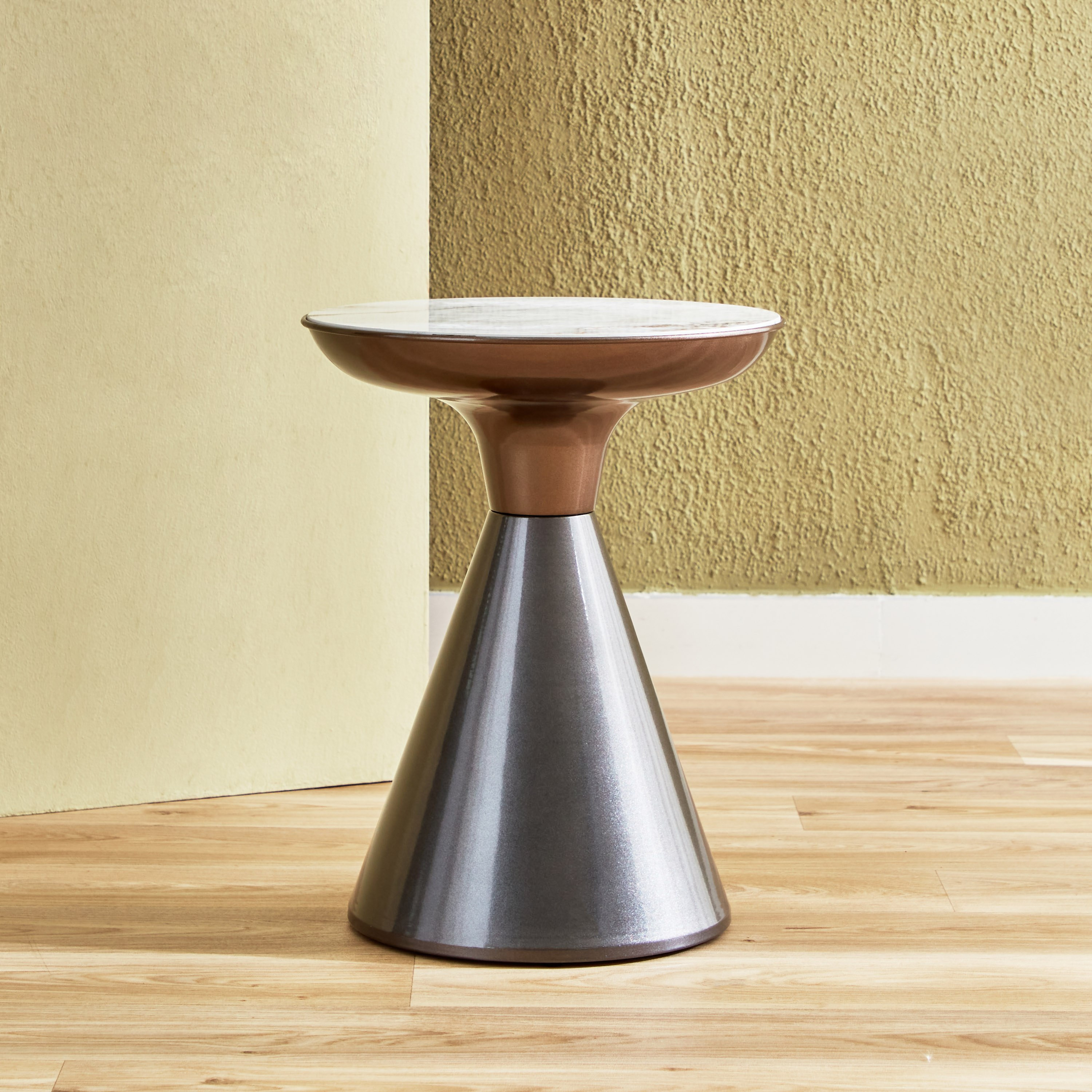 طاولة جانبية من الحجر الملبد من باندوفا-hbxfurniture-livingroom-endtables-image-2