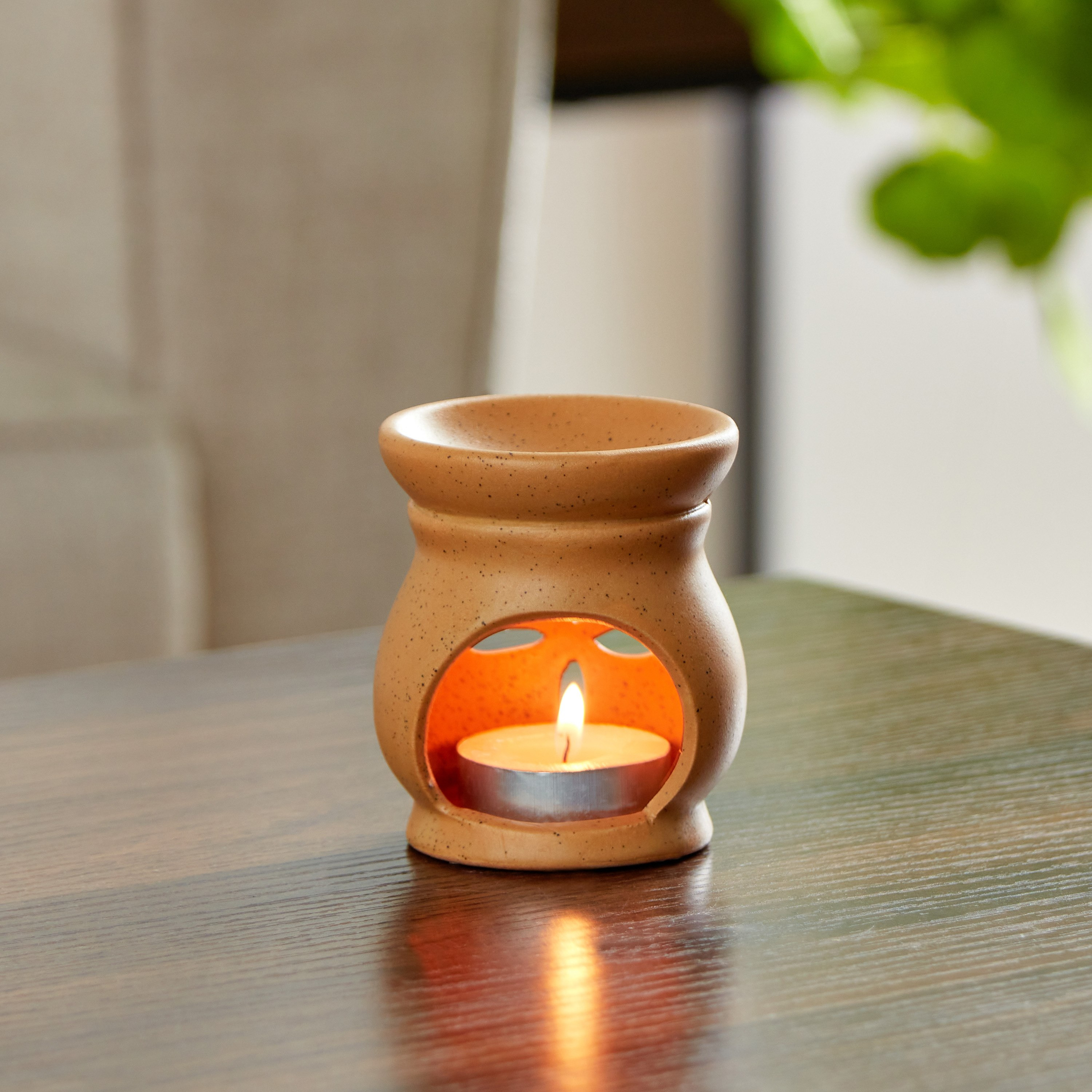 مبخرة زيت سيراميك من زيستي - 6.5x6.5x7.5 سم-hbxhomeware-hbxdecorandfurnishings-image-1