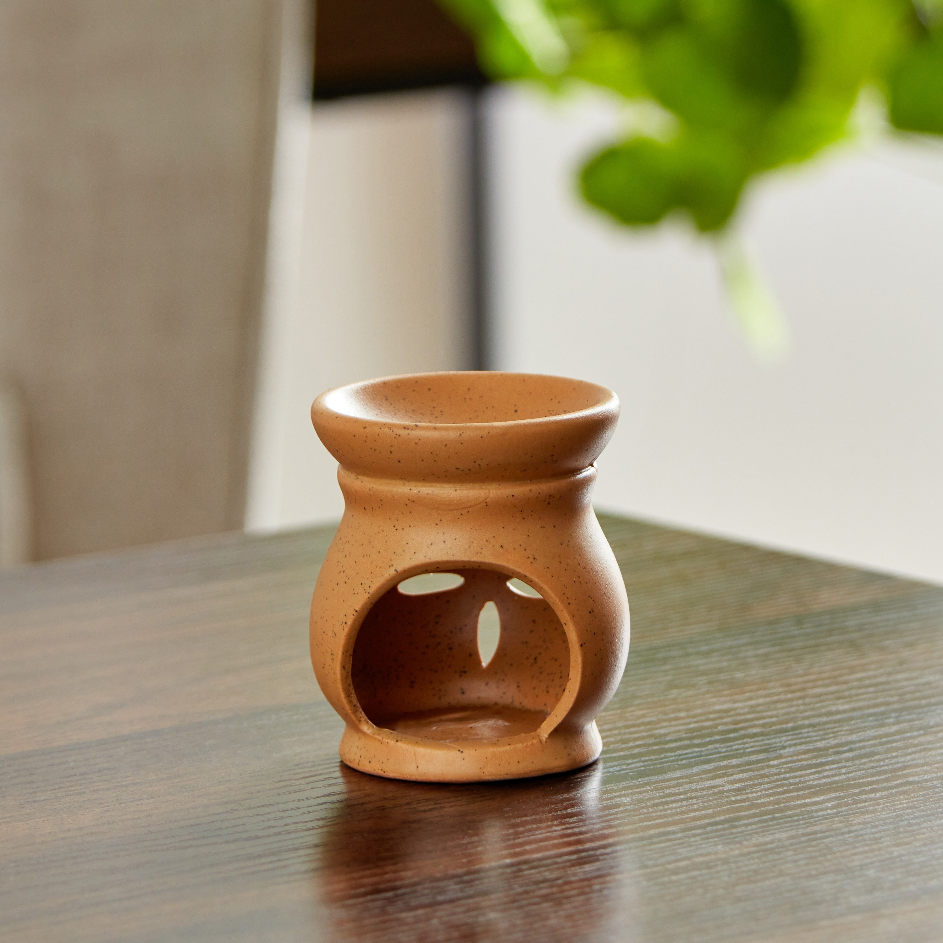 مبخرة زيت سيراميك من زيستي - 6.5x6.5x7.5 سم-hbxhomeware-hbxdecorandfurnishings-image-2