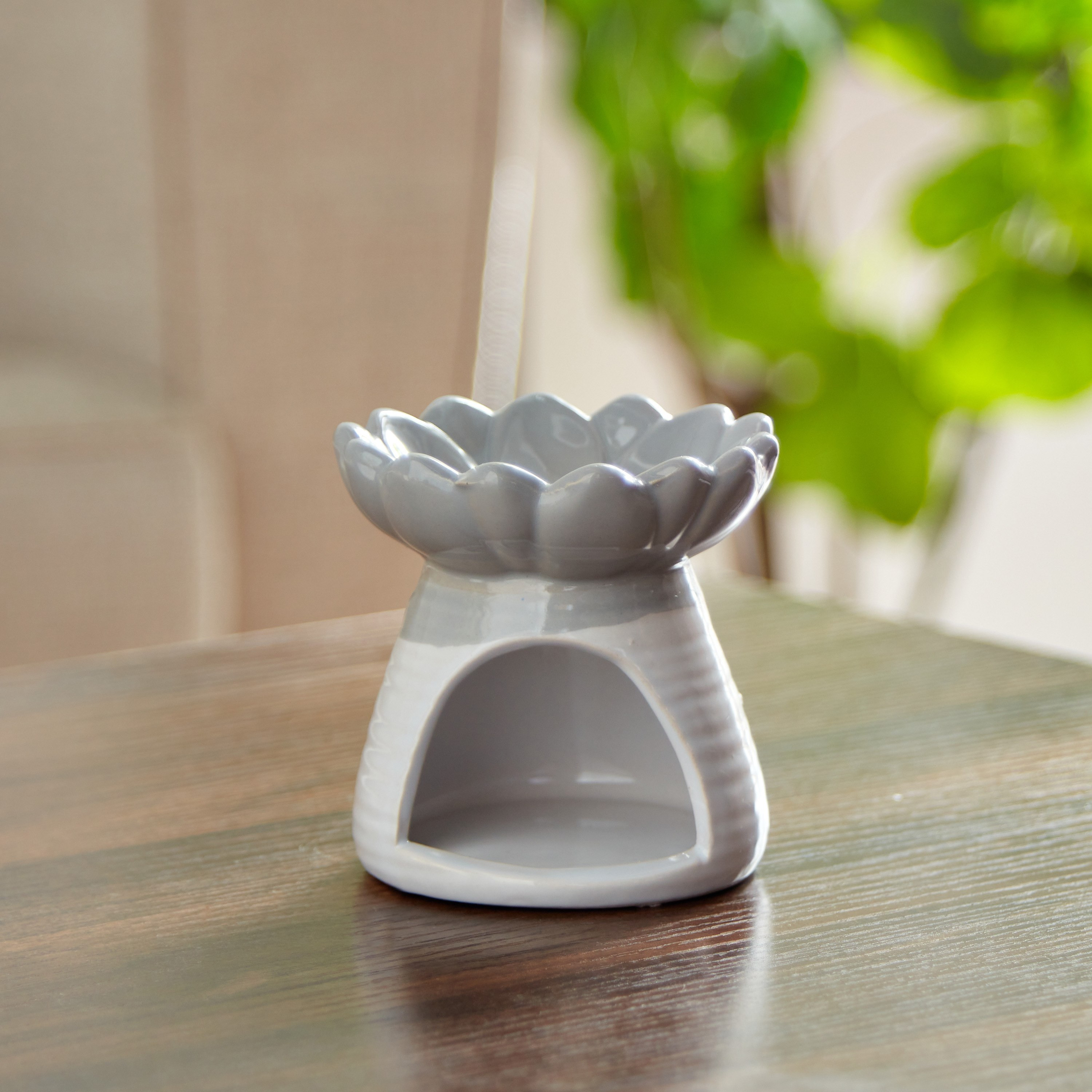 مبخرة زيت سيراميك من زيستي - 9x9x9 سم-hbxhomeware-hbxdecorandfurnishings-image-2