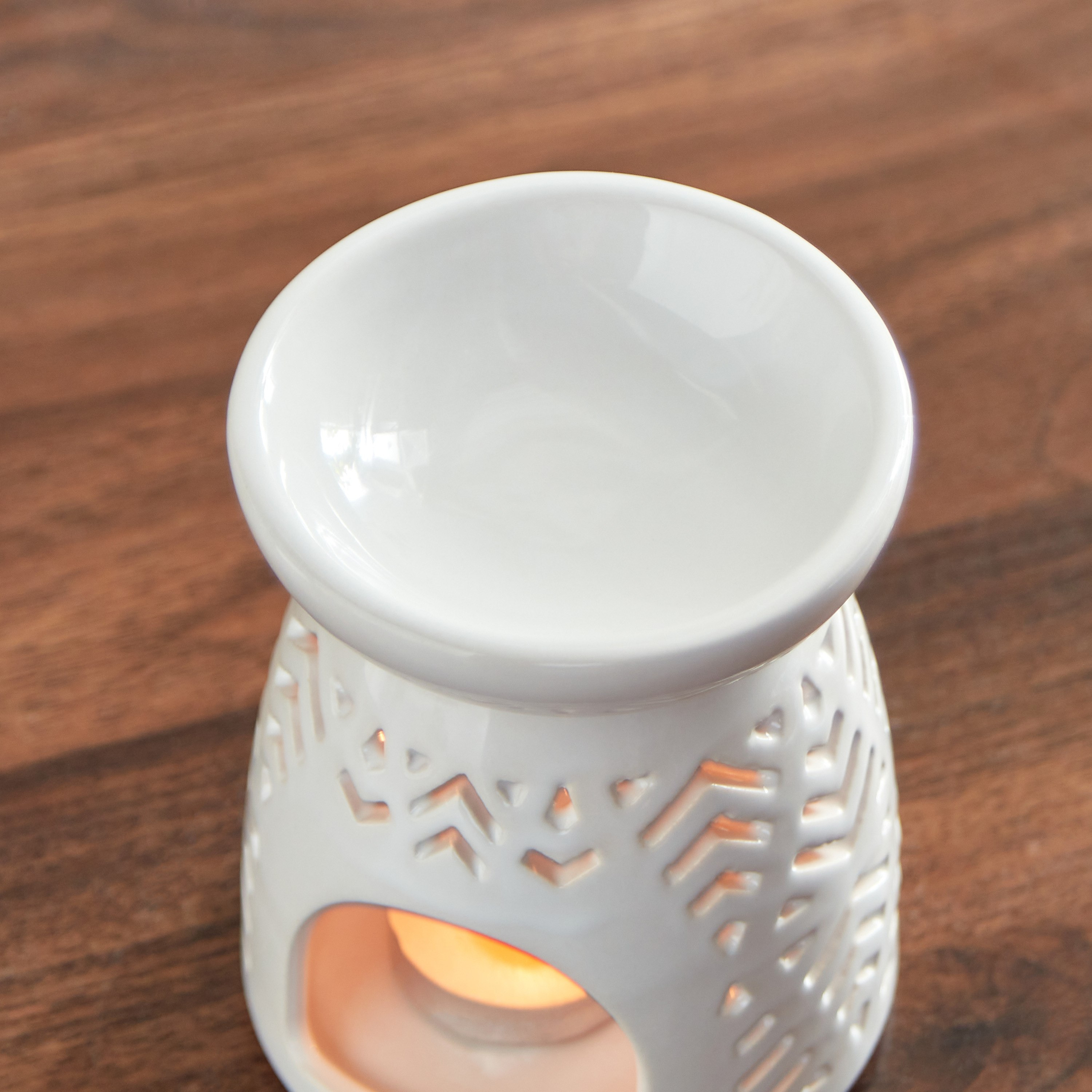 Zesty Ceramic Oil Burner - 9.5x9.5x12 cm-PROMO_HB_AE_B2G2_011025-image-4