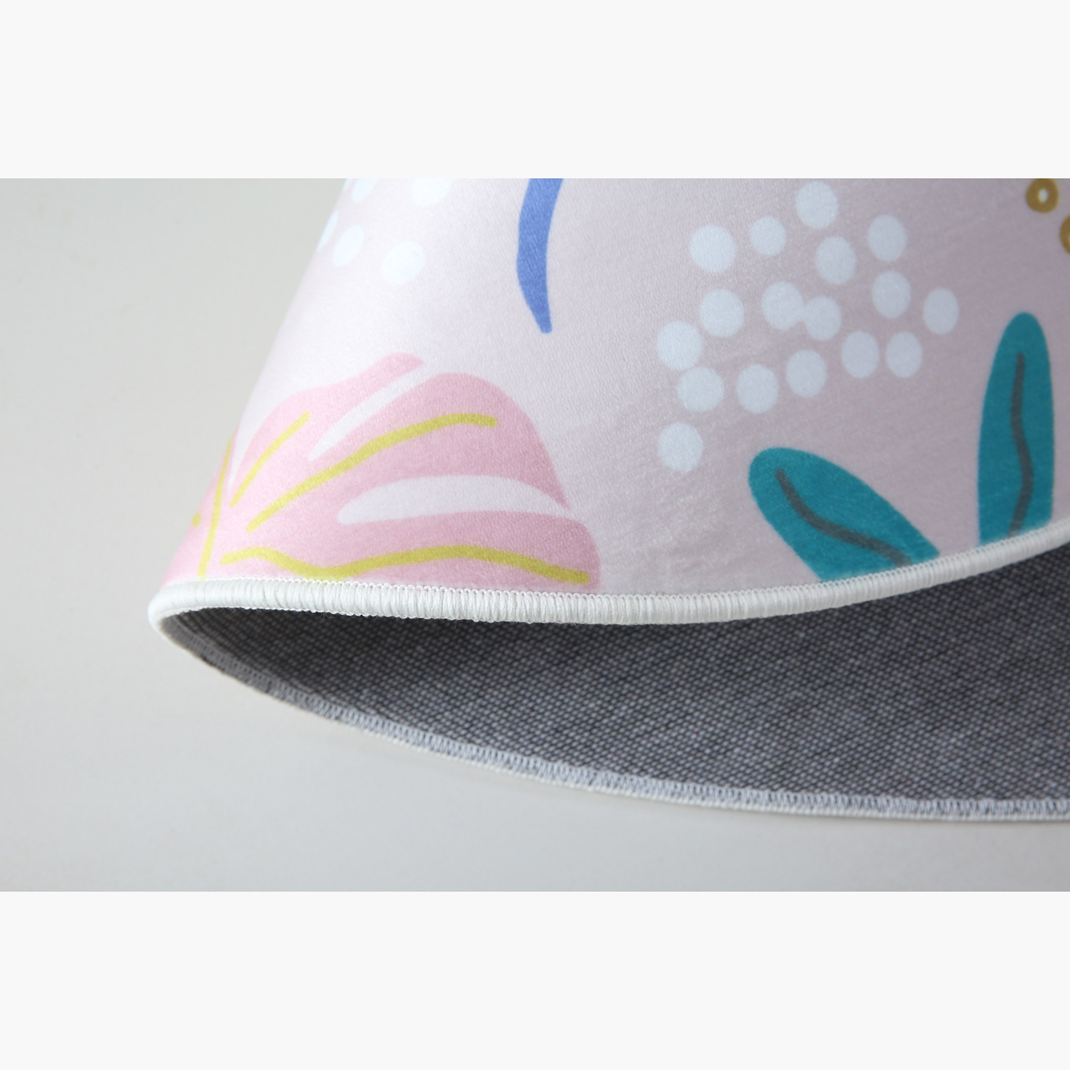 سجادة فلانيل مستديرة بطبعات من بن - 120 سم-hbxhomeware-hbxkidsandyouth-image-5