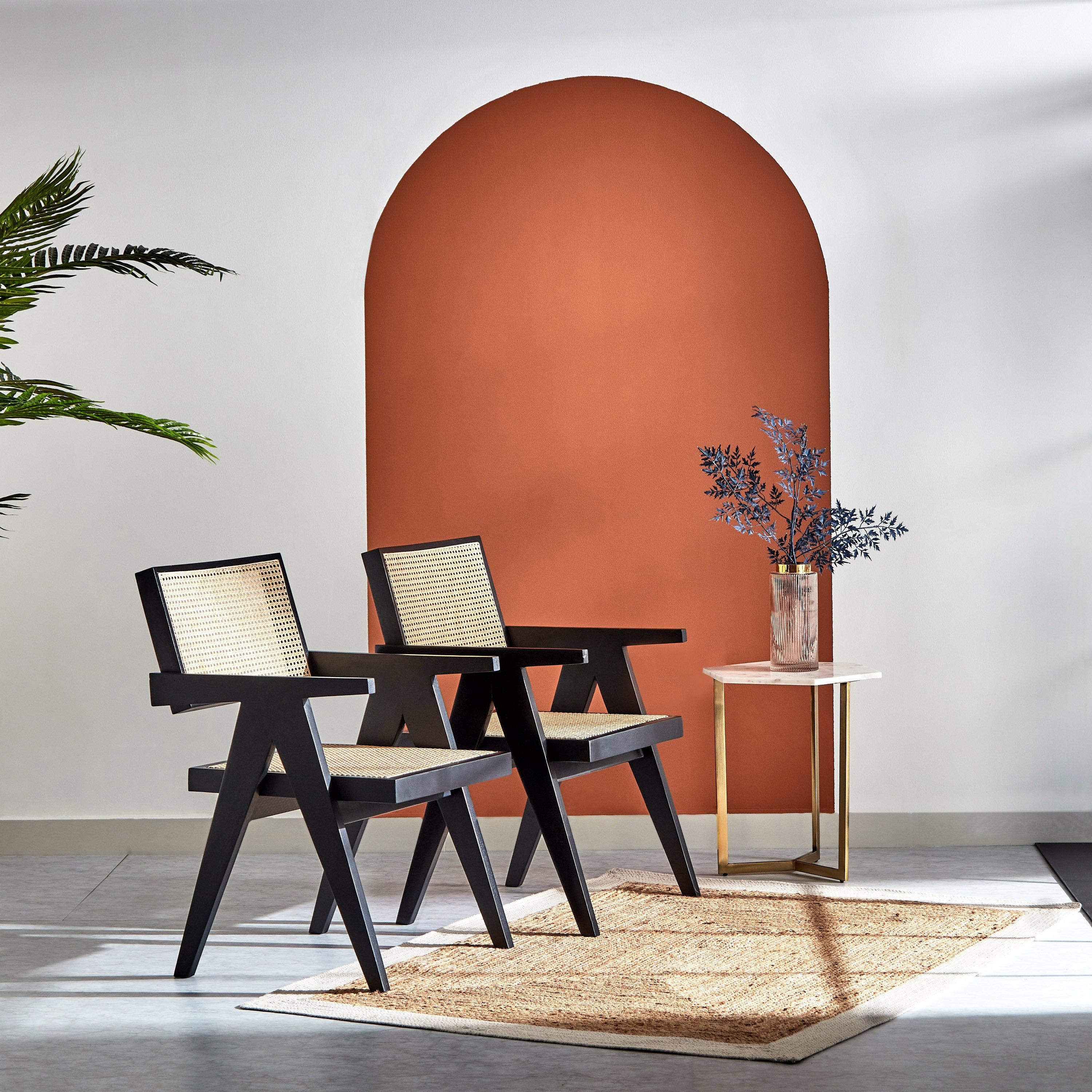 كرسي بذراعين من الخشب الصلب والروطان الطبيعي - لشبونة من فيندرا-hbxfurniture-sofasandarmchairs-armchairs-image-9