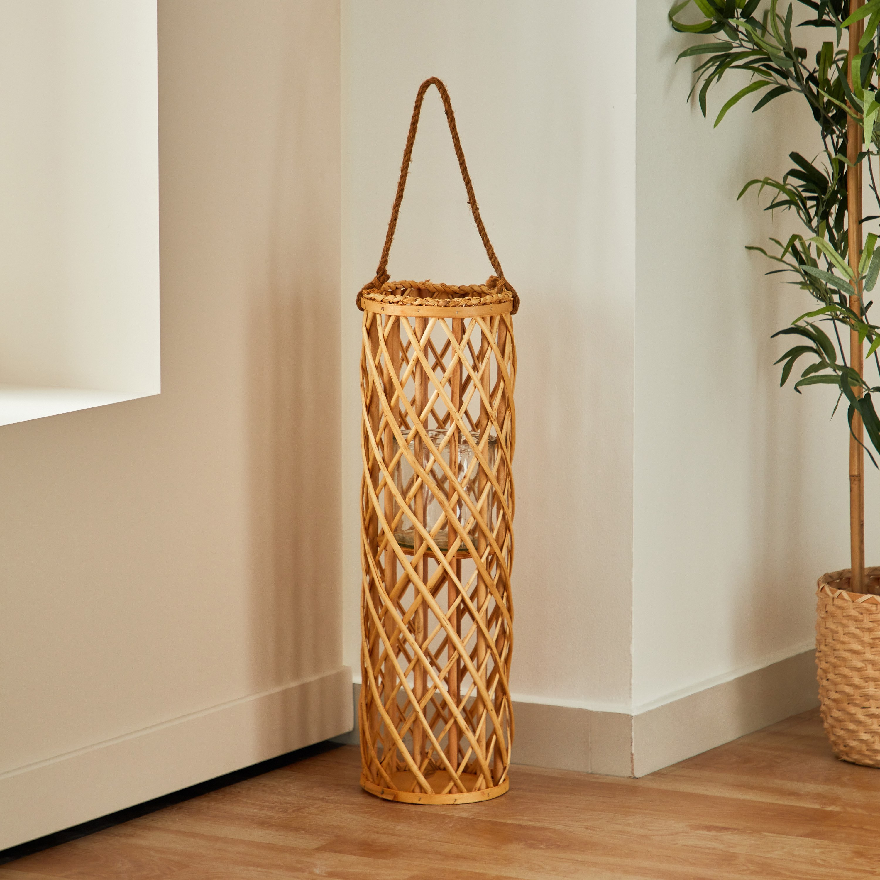 فانوس من الصفصاف مع حامل شموع فوتيف زجاج من فيرا-ويلا - 20x20x70 سم-hbxdecorandfurnishings-homeaccessories-lanterns-image-2