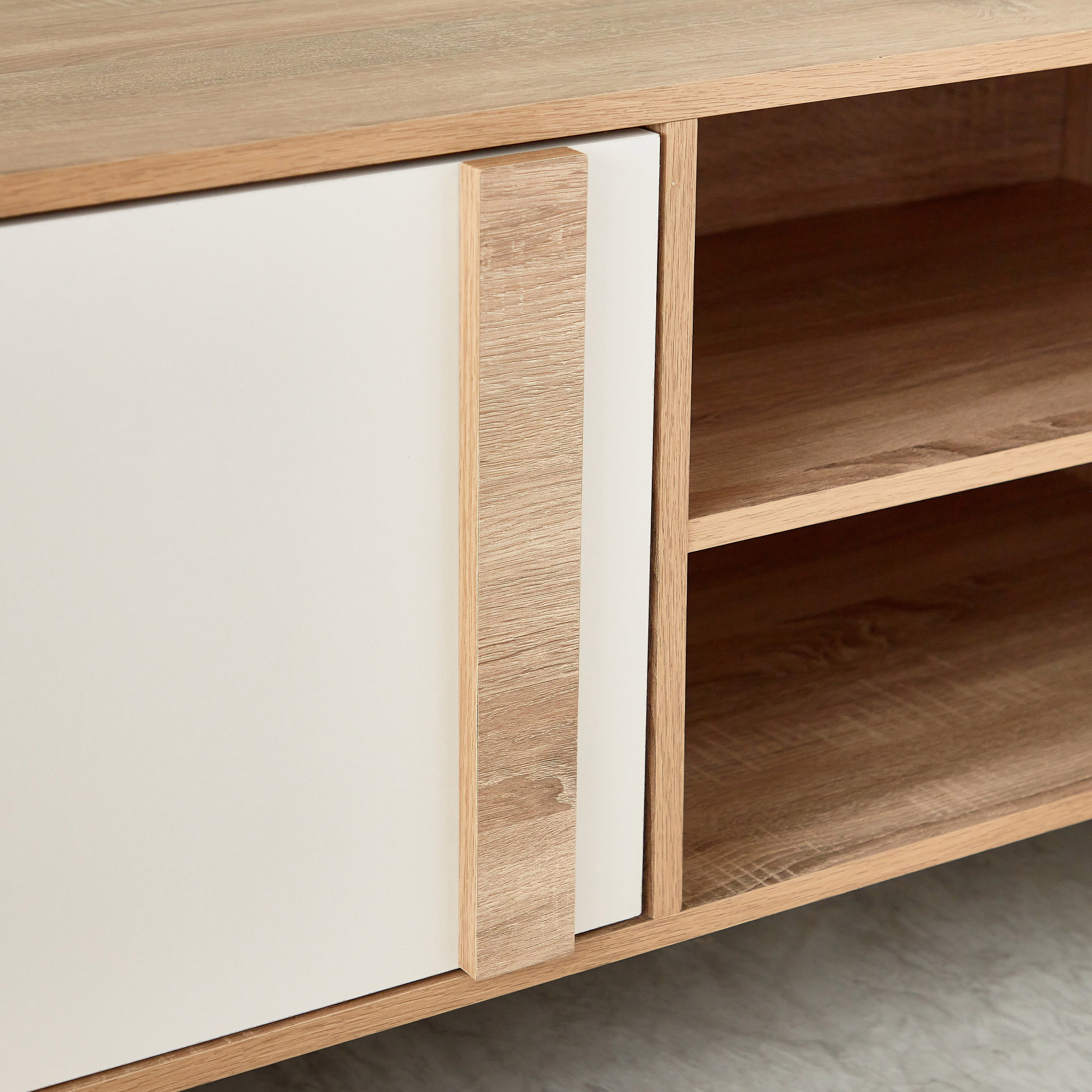 وحدة تلفاز كبيرة للأجهزة حتى 70 بوصة من ألفورد-hbxlivingroom-mediaunitsandstorage-tvunits-image-10