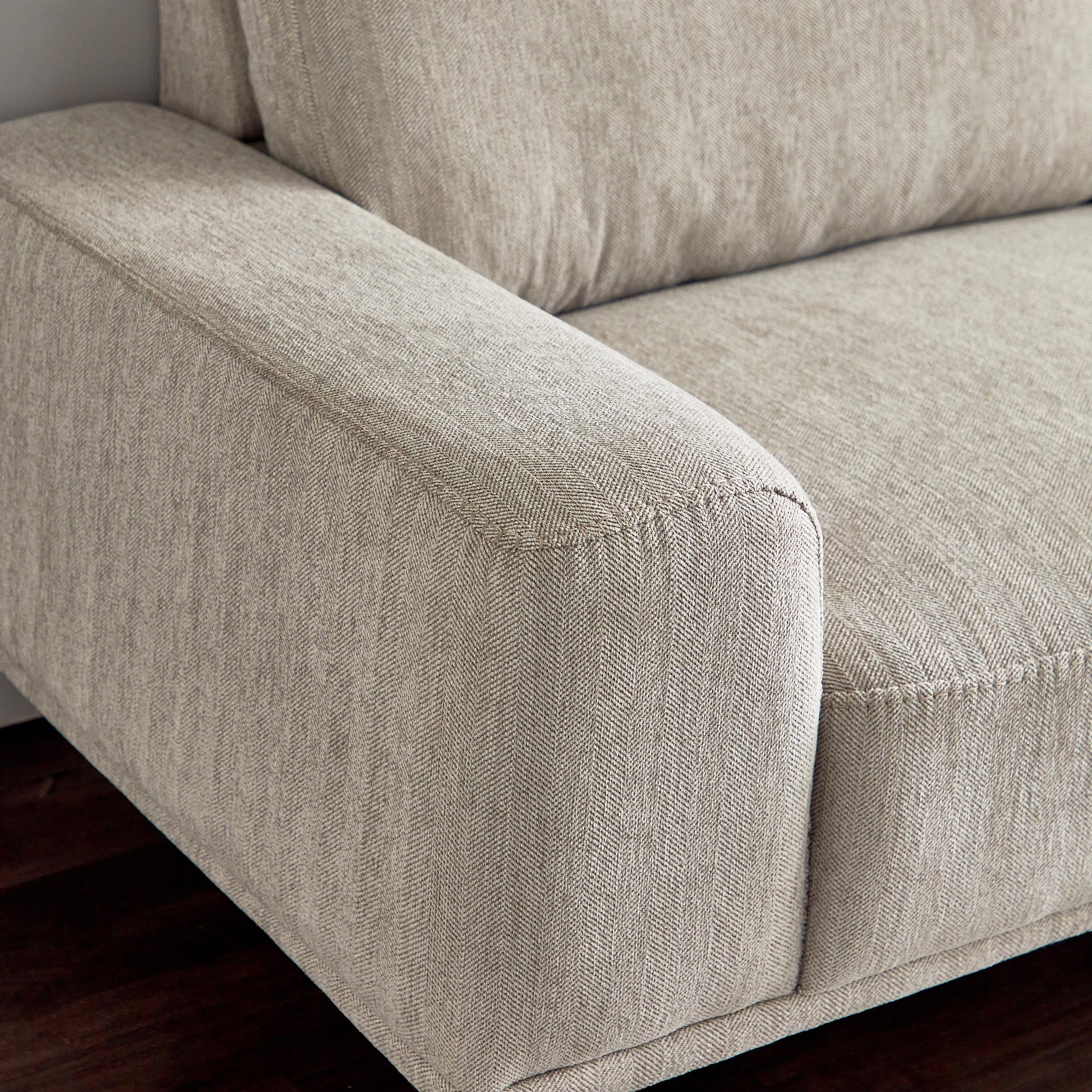 كنبة قماش 3 مقاعد من بارون-hbxlivingroom-sofasandarmchairs-sofas-image-5