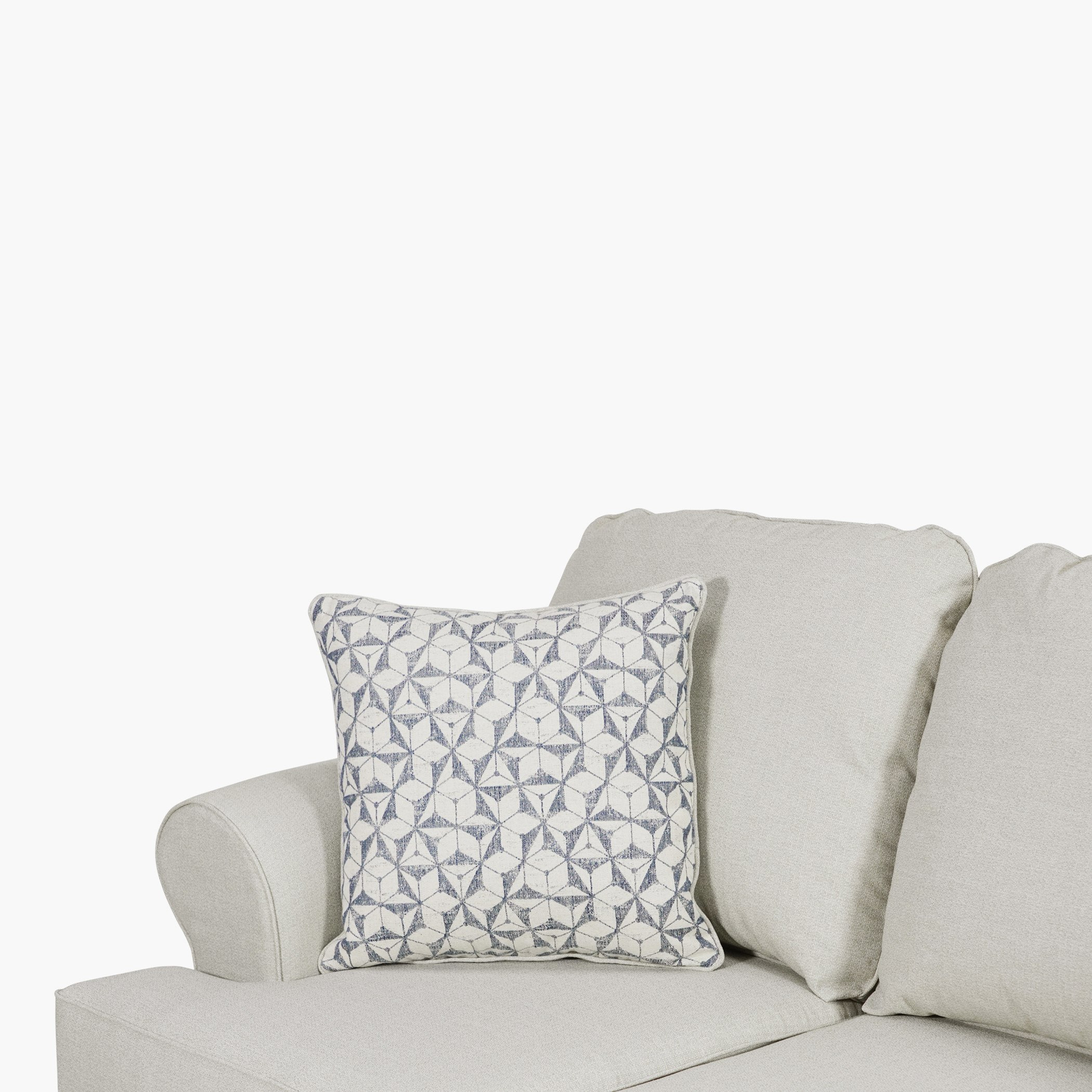 كنبة قماش 3 مقاعد مع وسادتين من دوناتيلا-hbxlivingroom-sofasandarmchairs-sofas-image-3