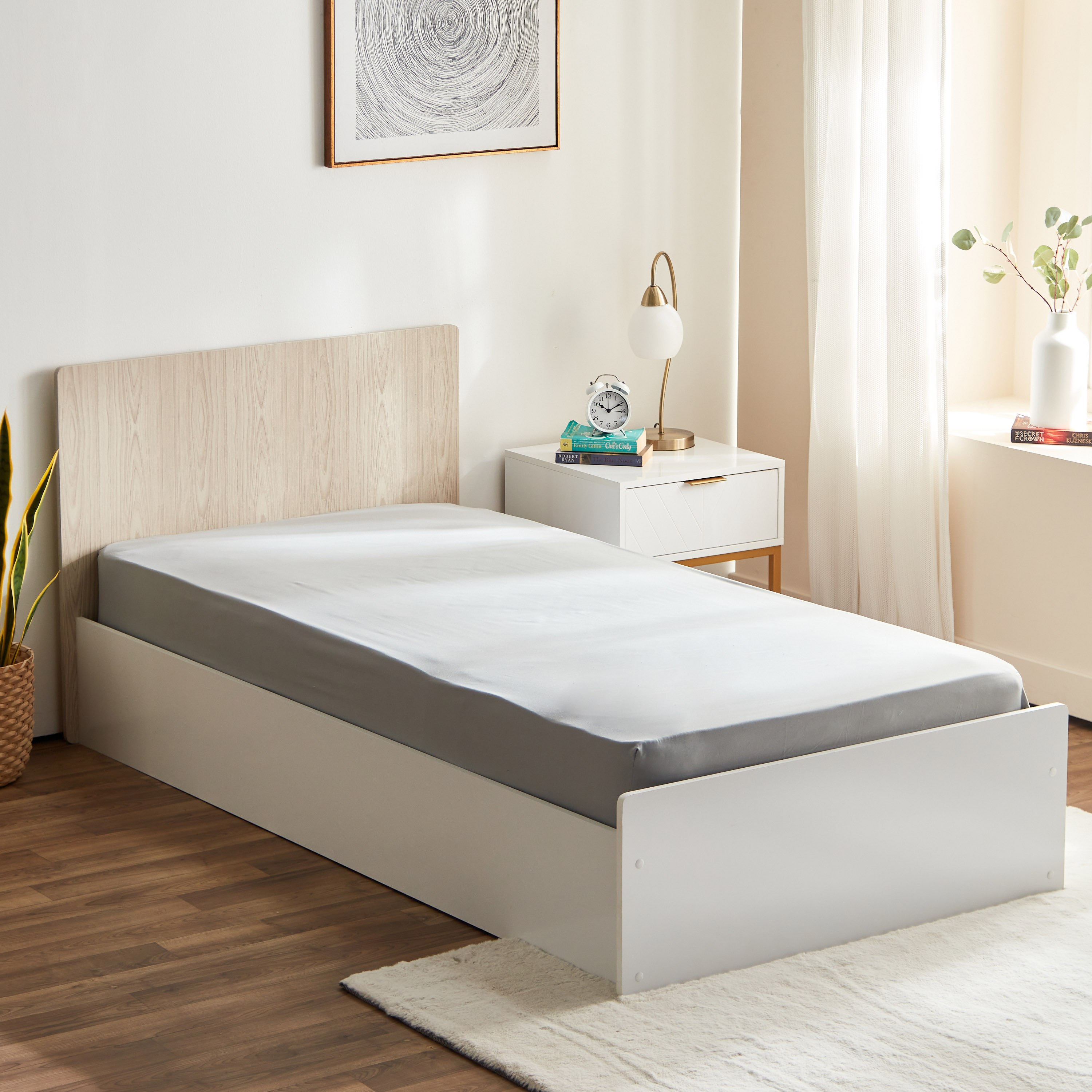 شرشف مطاطي فردي من الألياف الدقيقة من فيرا - 90x190+20 سم-hbxhomeware-hbxkidsandyouth-image-1