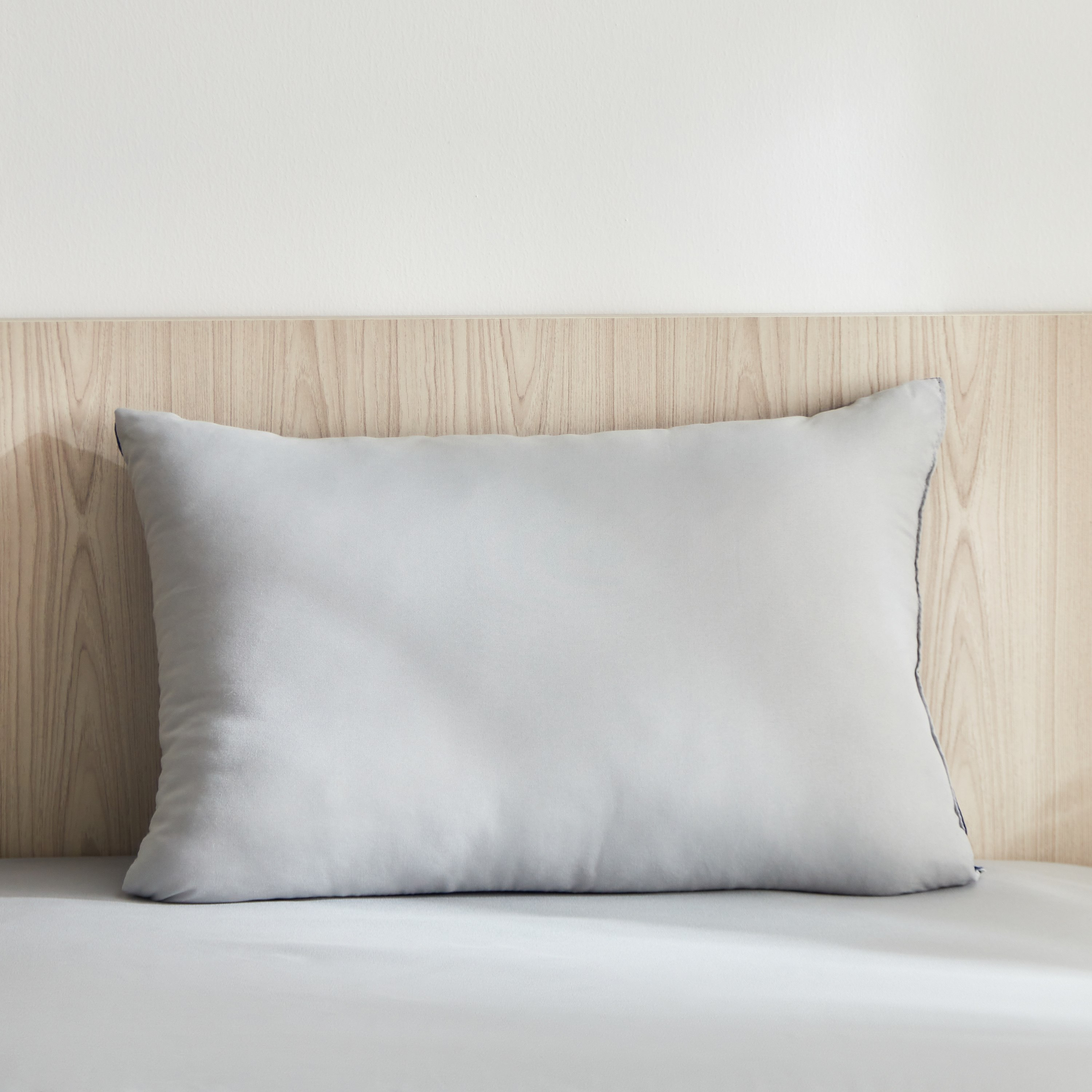 وسادة محشوة من الألياف الدقيقة من فيرا - 40x60 سم-hbxhomeware-hbxkidsandyouth-image-2