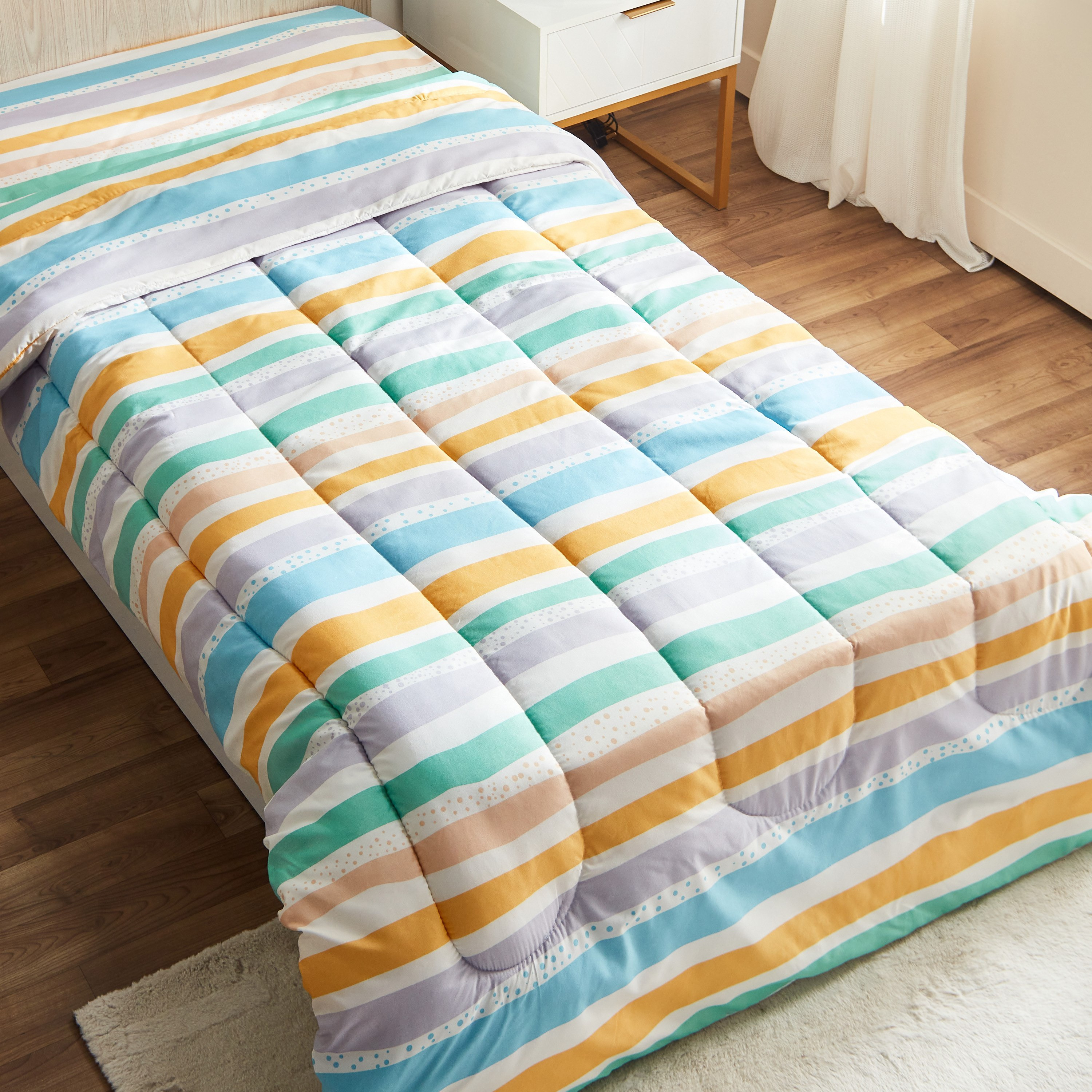 لحاف فردي من الألياف الدقيقة ويفز من نورا - 135x220 سم-hbxhomeware-hbxkidsandyouth-image-3