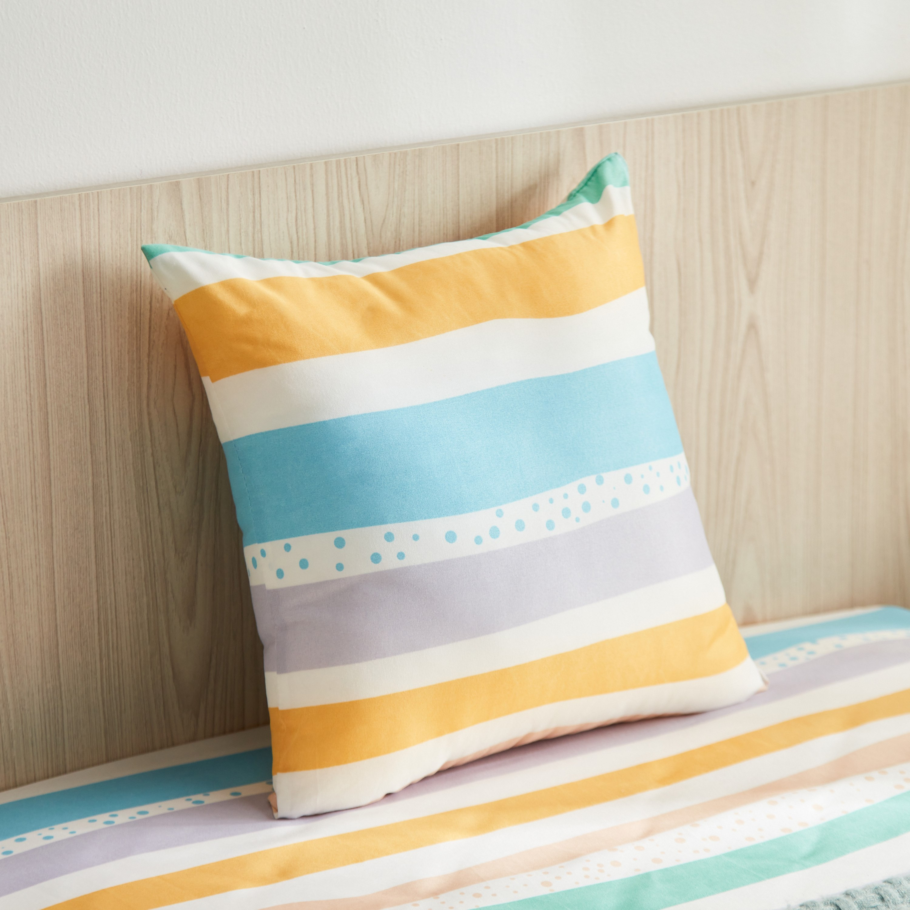 وسادة محشوة ويفز من نورا - 40x40 سم-hbxhomeware-hbxkidsandyouth-image-1