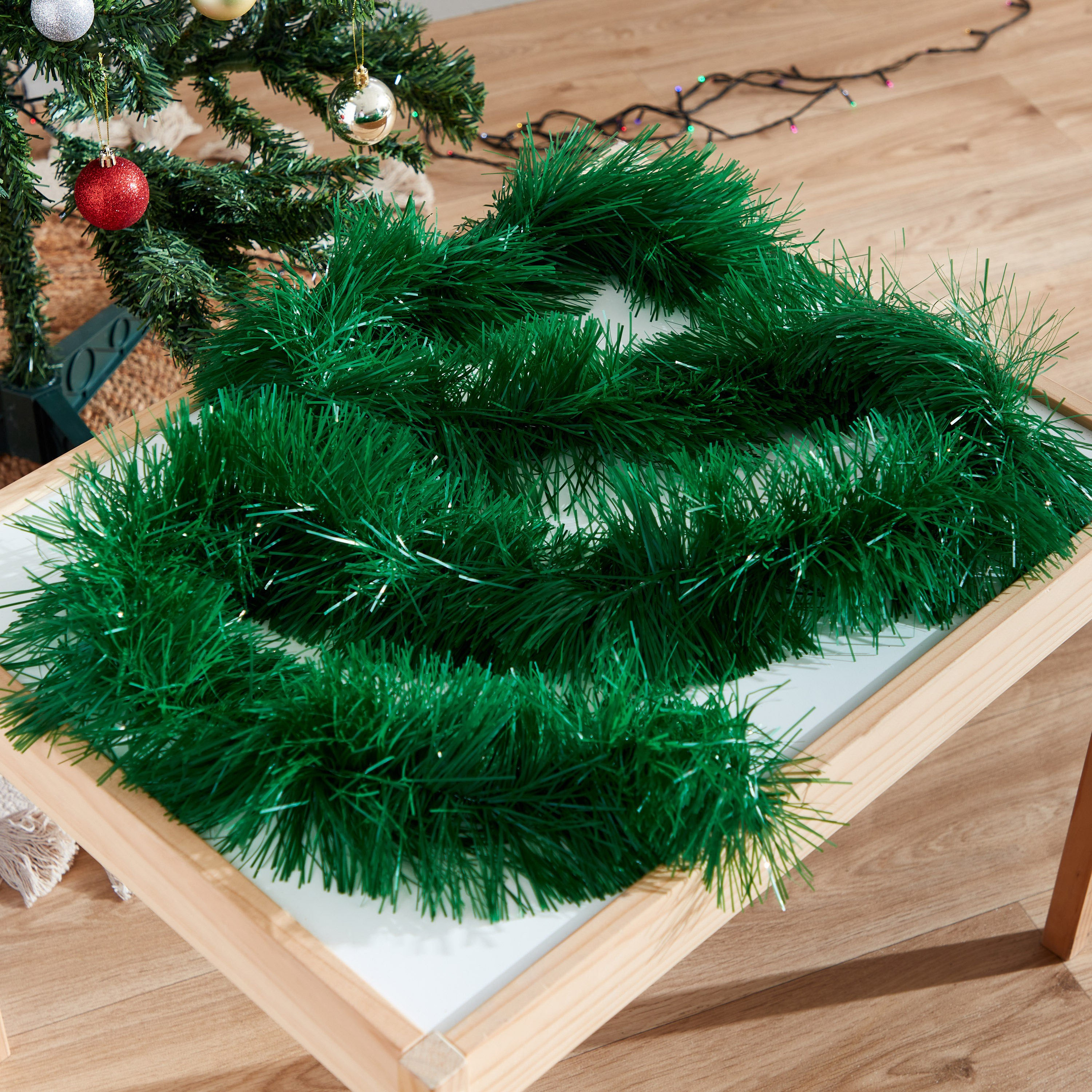 Eve Chamdol Fine Cut Tinsel - 200x11x11 cm-hbxhomeware-hbxdecorandfurnishings-image-1