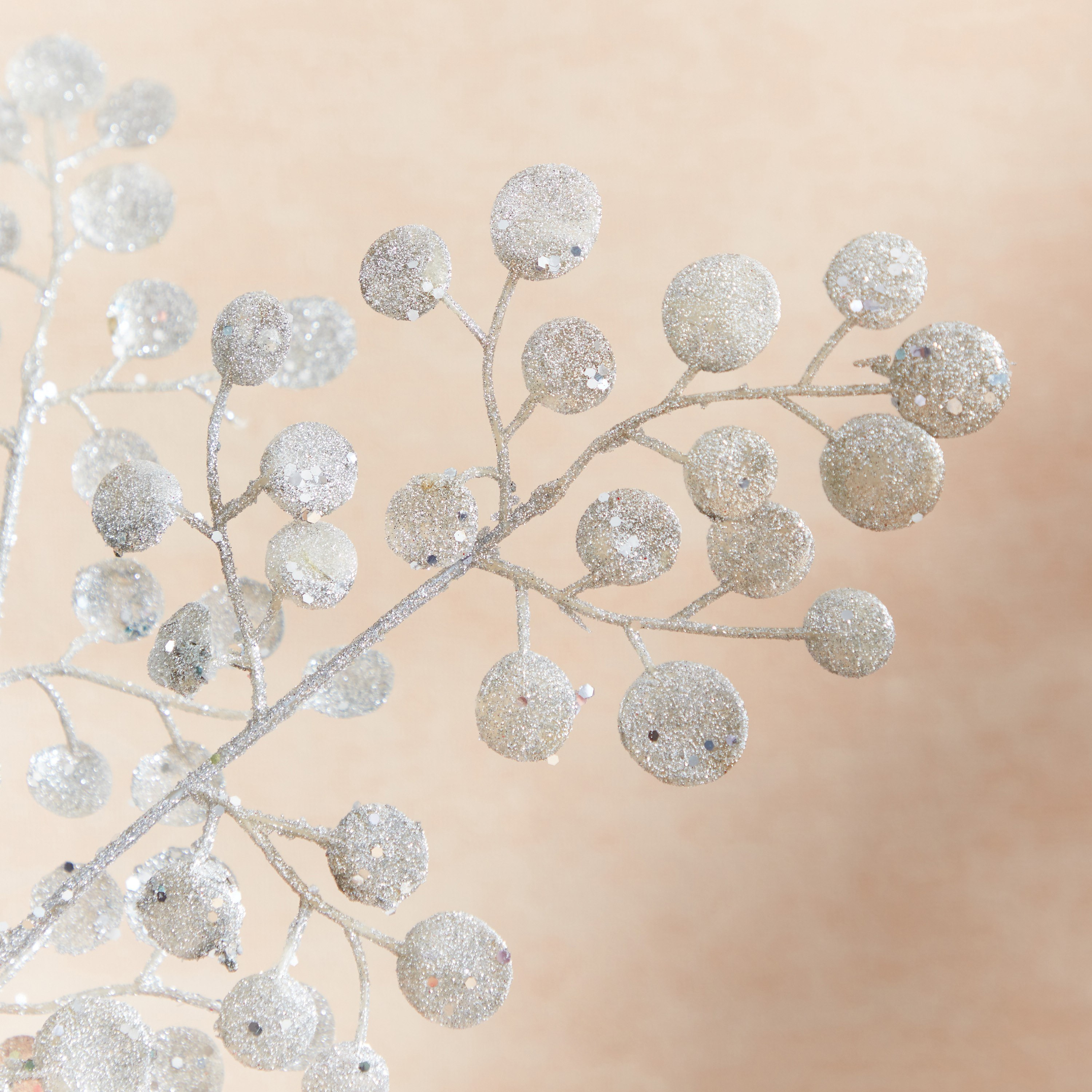 Eve Chamdol 4-Piece Glitter Leafy Pick Berries - 28x2x36 cm-hbxhomeware-hbxdecorandfurnishings-image-2