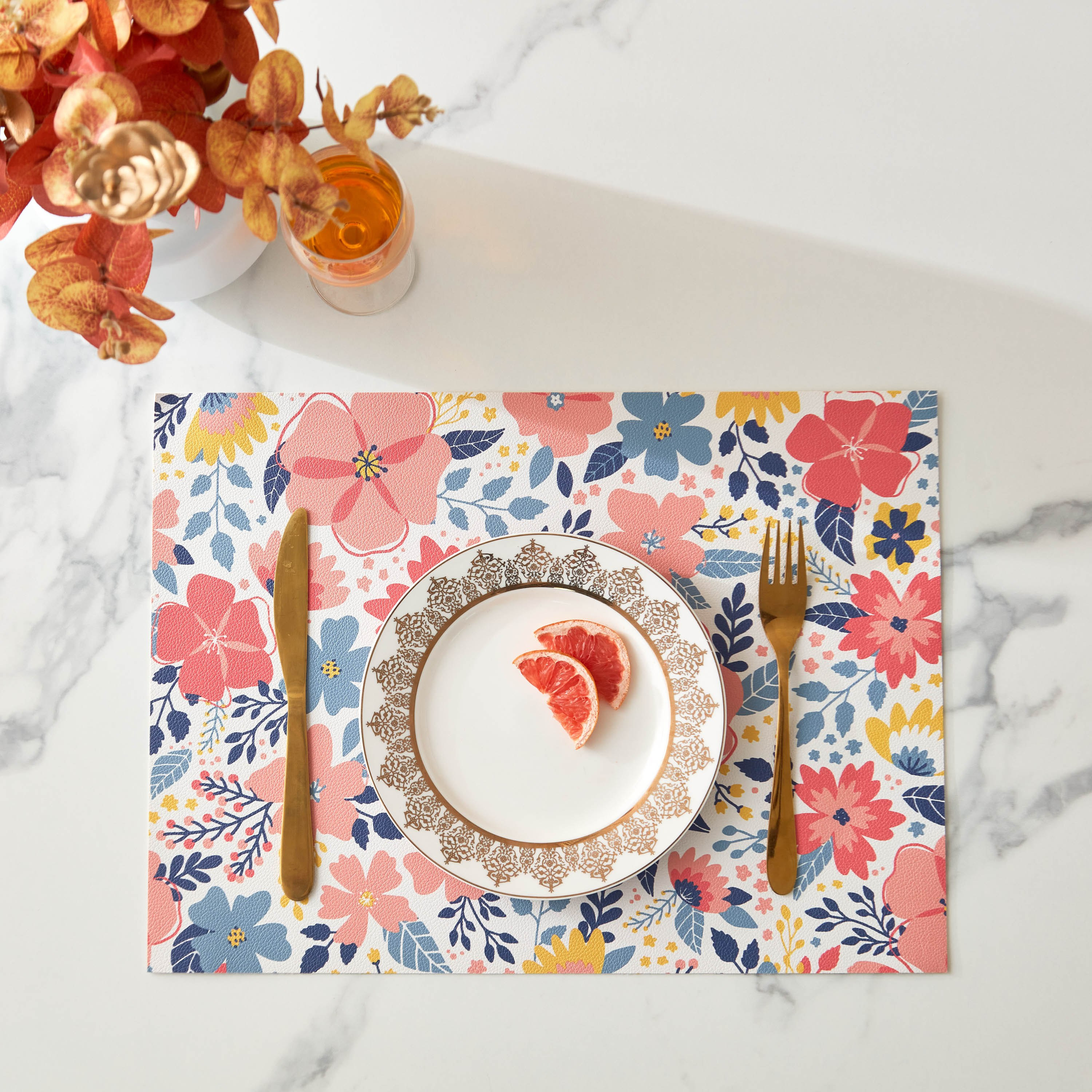 لبادة صحون بي في سي من فلورا ميدو - 30x45 سم-hbxdecorandfurnishings-homefurnishings-tablelinens-image-4