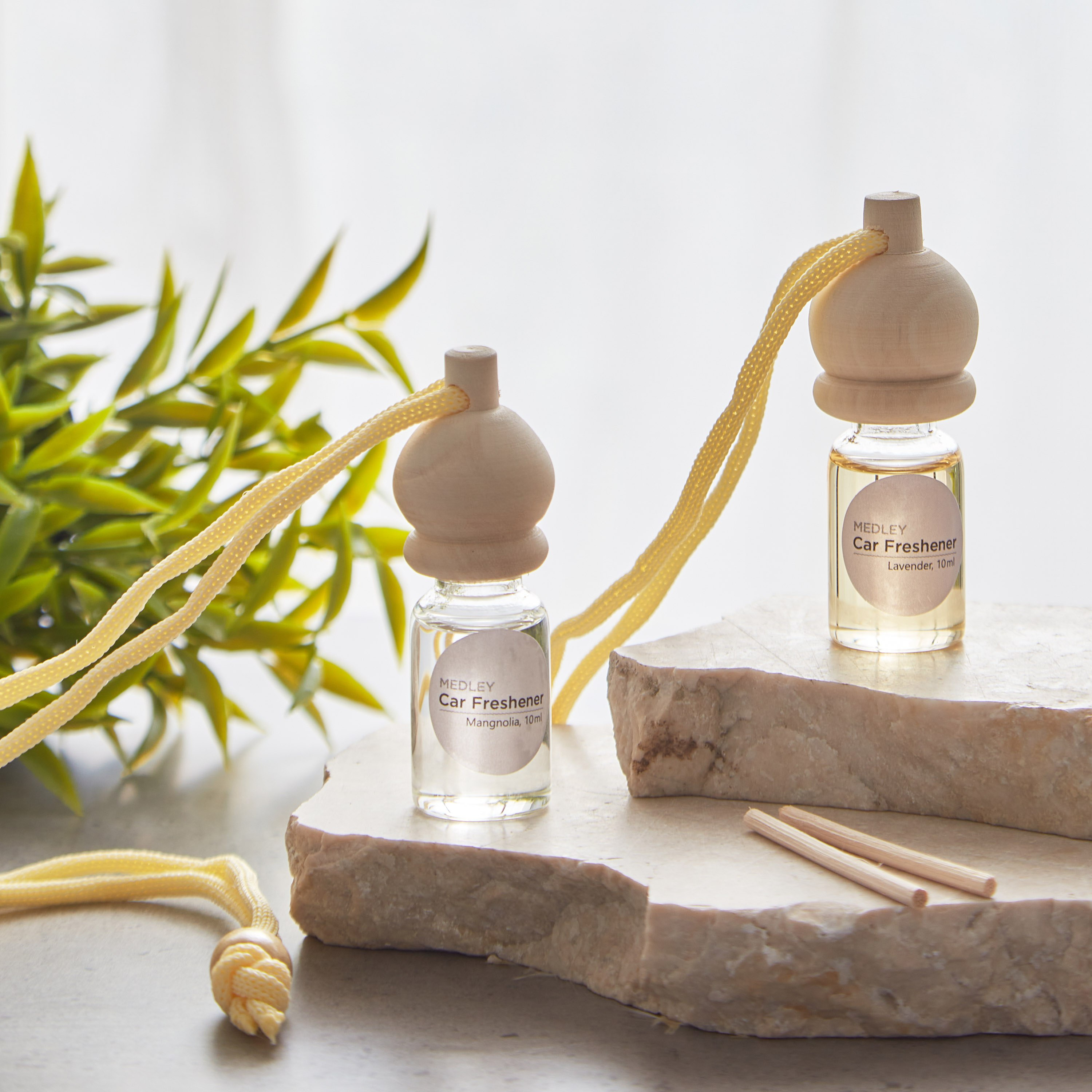 Medley Lavender Car Freshener - 10 ml-hbxdecorandfurnishings-homefragrance-roomfreshnersandaromamist-image-3