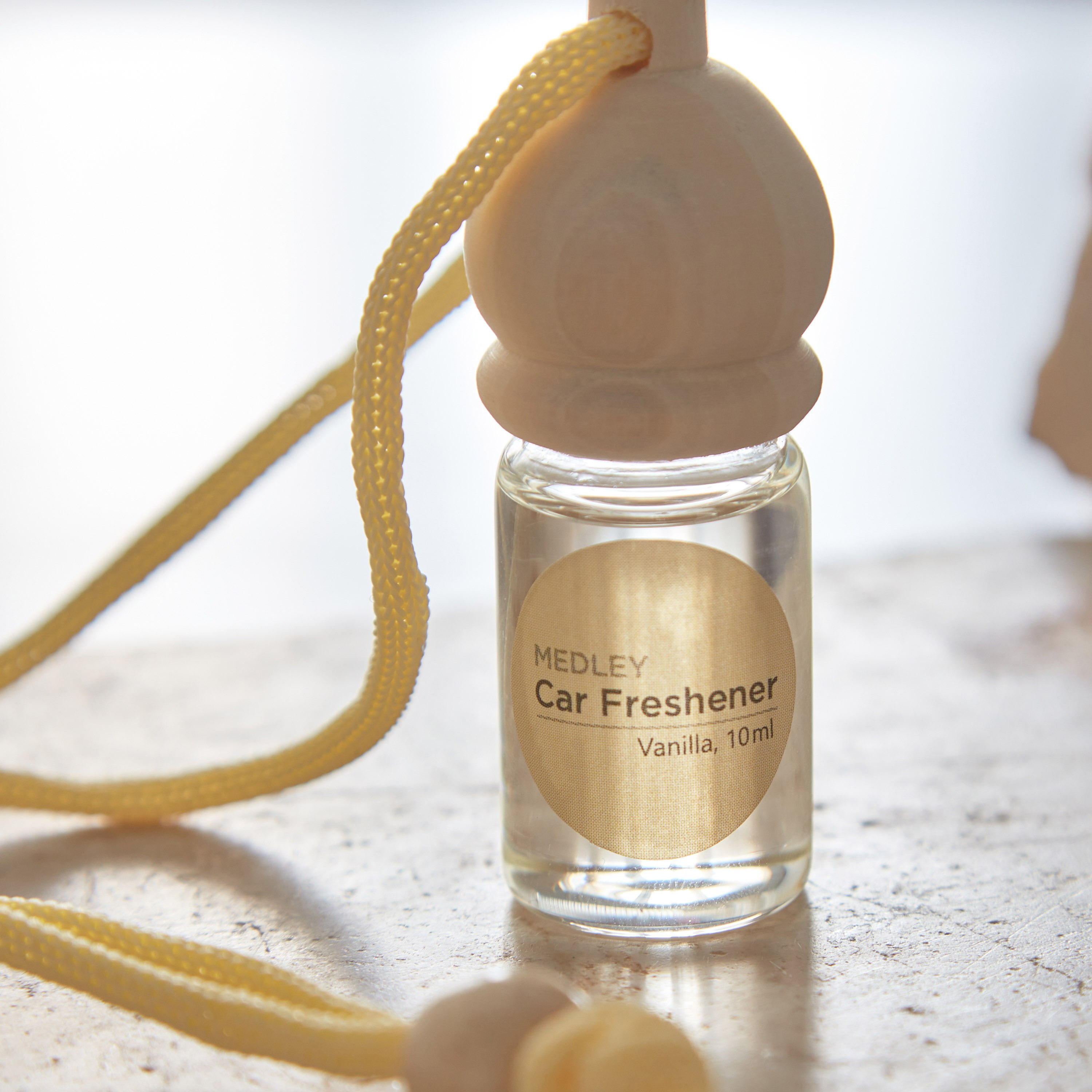 معطر سيارة فلور دي فانيلا من ميدلي - 10 مل-hbxdecorandfurnishings-homefragrance-roomfreshnersandaromamist-image-2