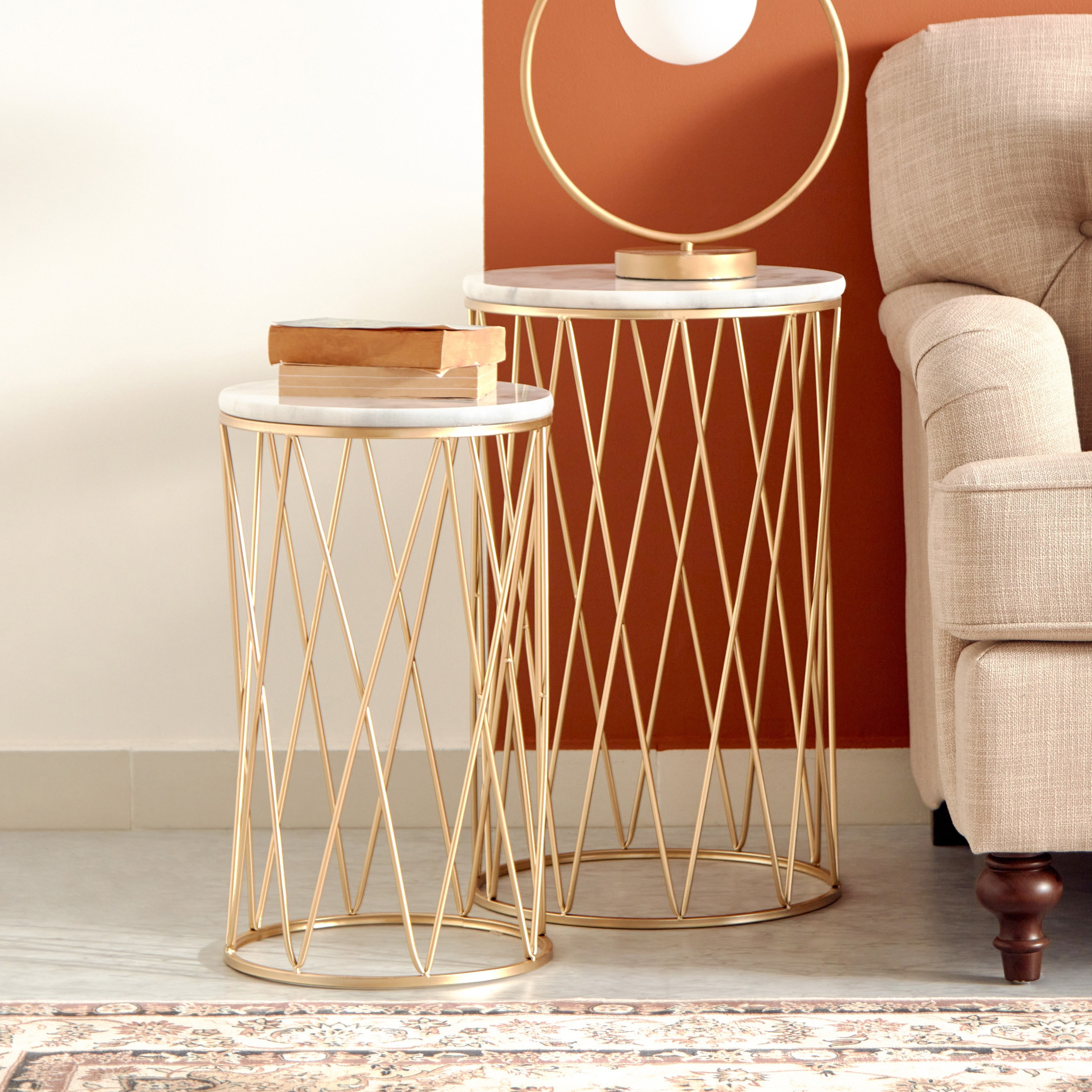 طاولة جانبية مستديرة بسطح رخام من سبيكار - طقم من قطعتين-hbxfurniture-livingroom-endtables-image-2