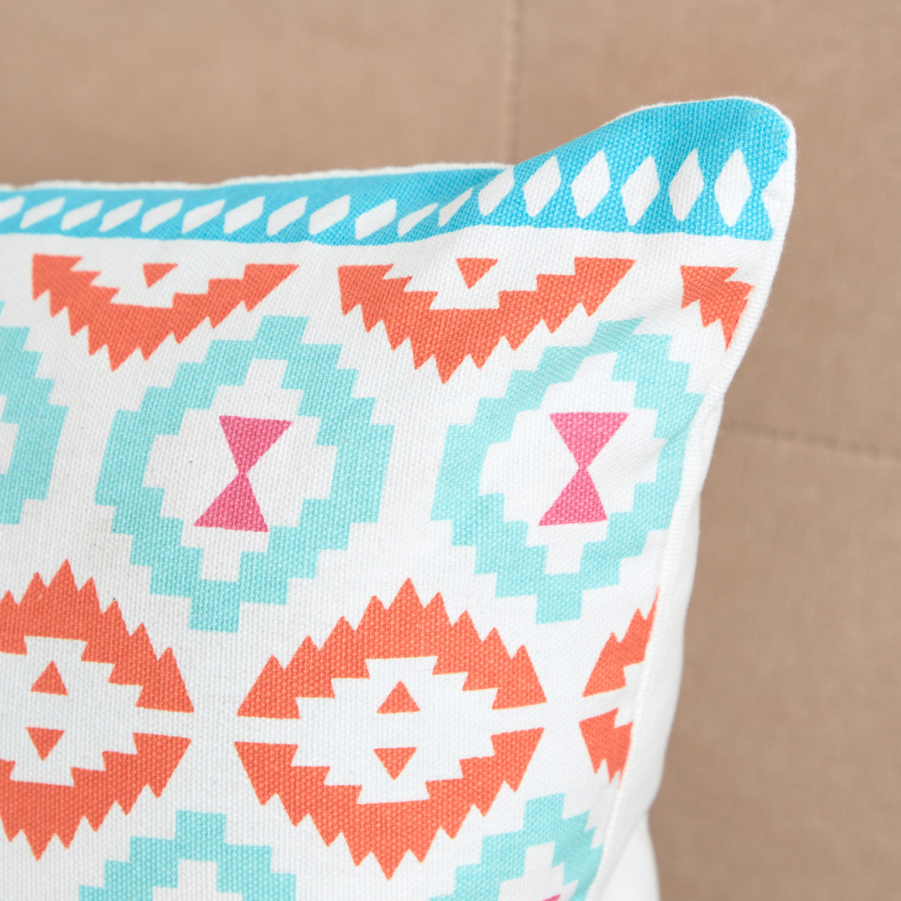 غطاء وسادة بطبعات من نوفا 30x50 سم-hbxhomeware-cushionsandcovers-cushioncovers-image-2