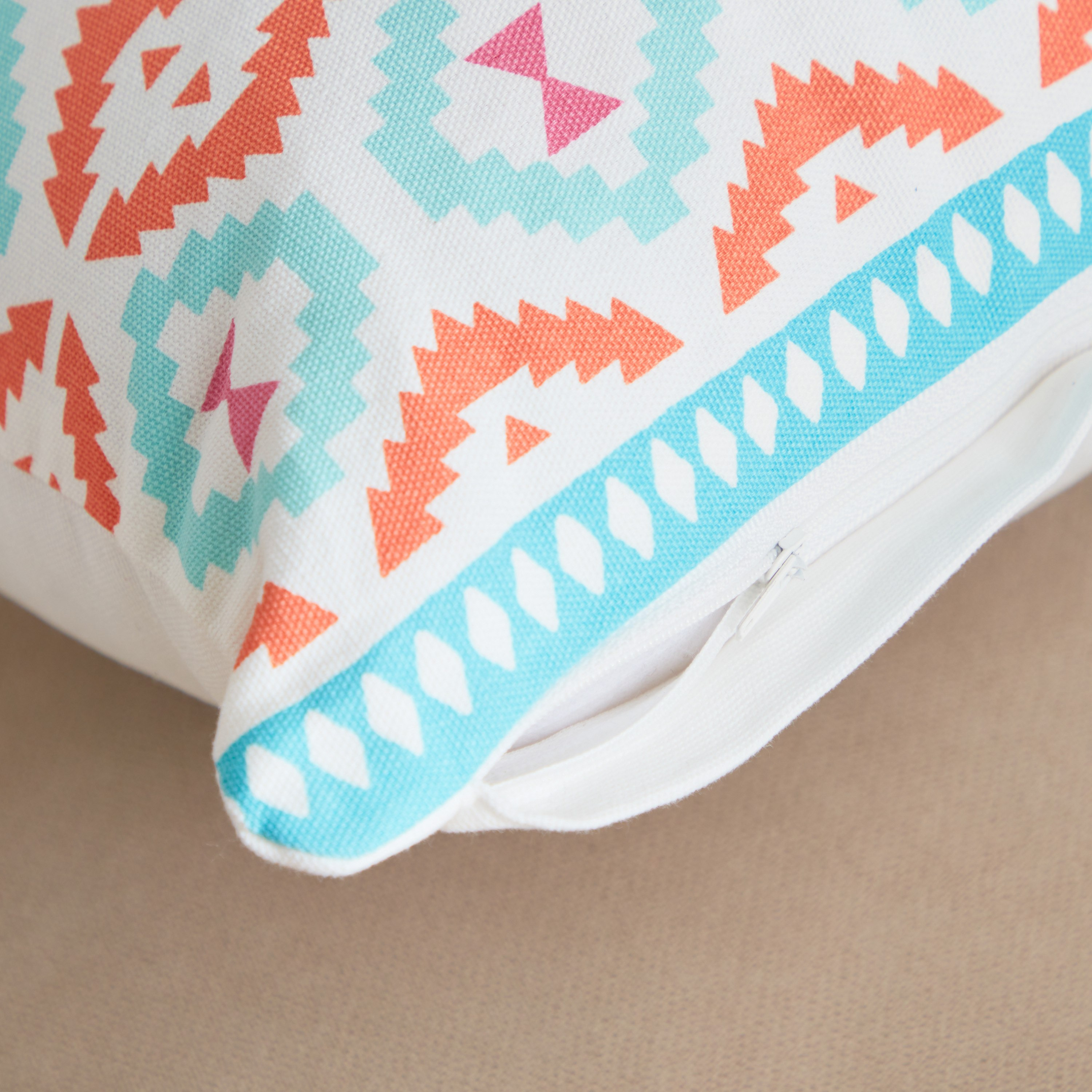 غطاء وسادة بطبعات من نوفا 30x50 سم-hbxhomeware-cushionsandcovers-cushioncovers-image-3