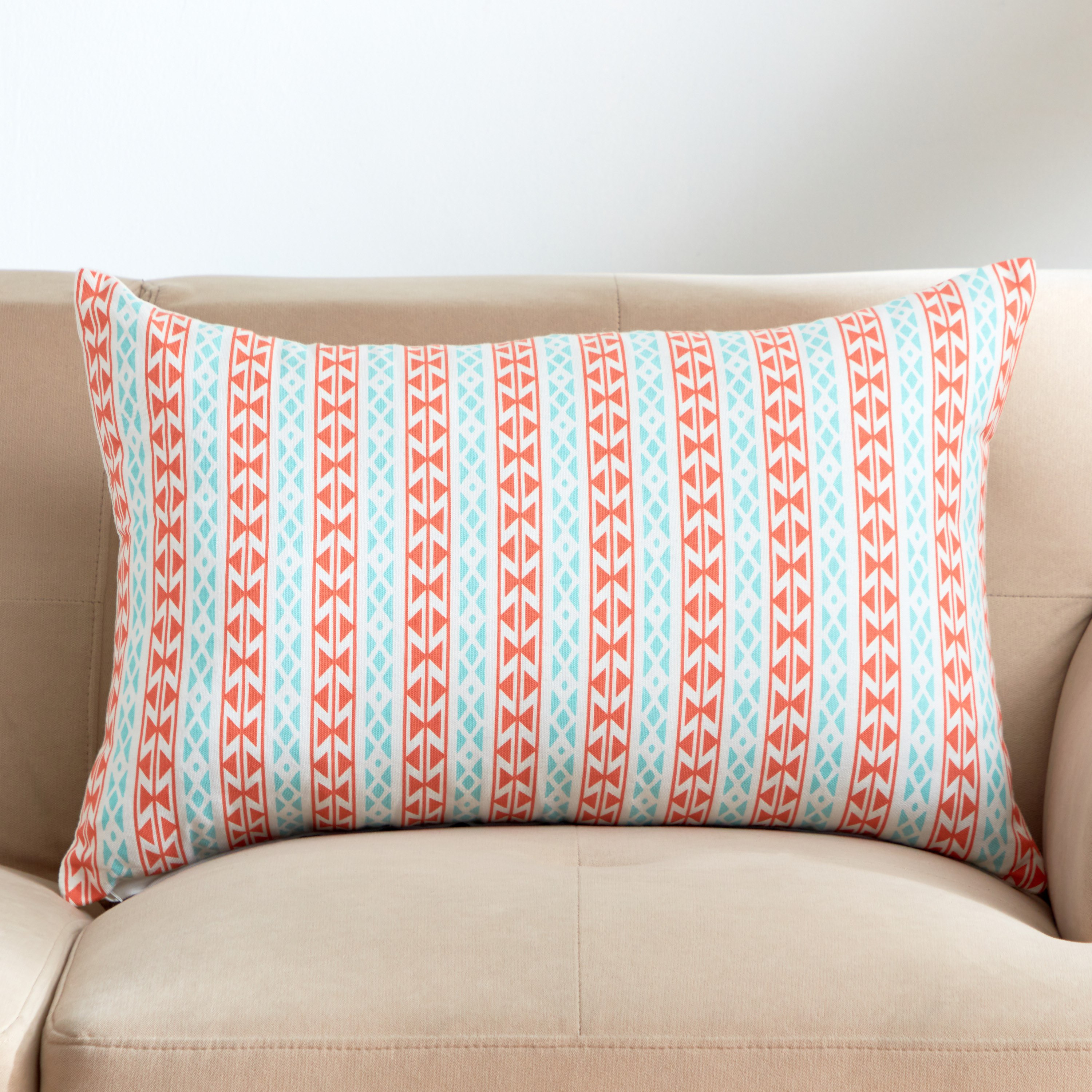 Buy Nova Paloma Printed Cushion Cover 40x65 cm Online in KSA