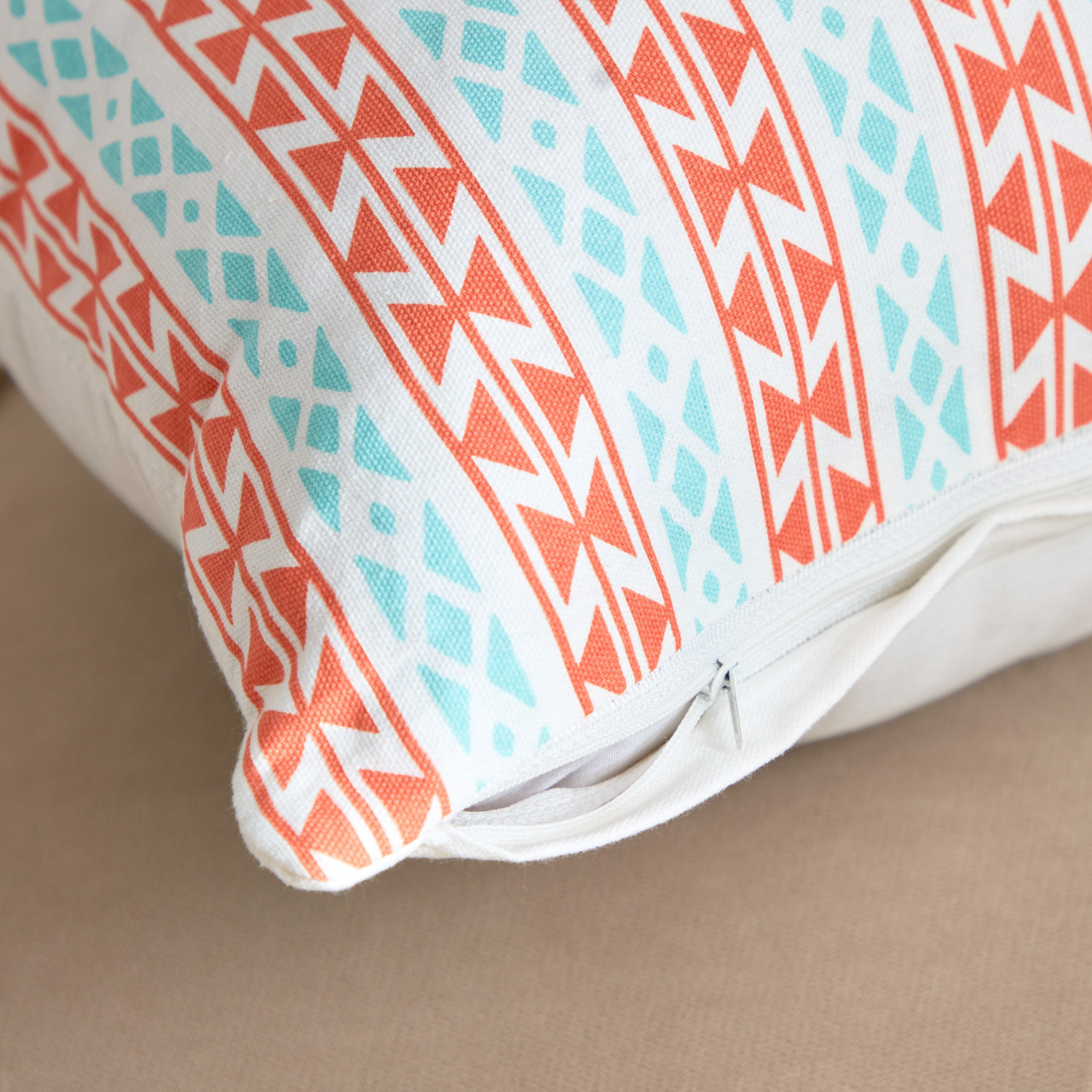غطاء وسادة بطبعات قوالب ملونة من نوفا - 40x65 سم-hbxhomeware-cushionsandcovers-cushioncovers-image-3