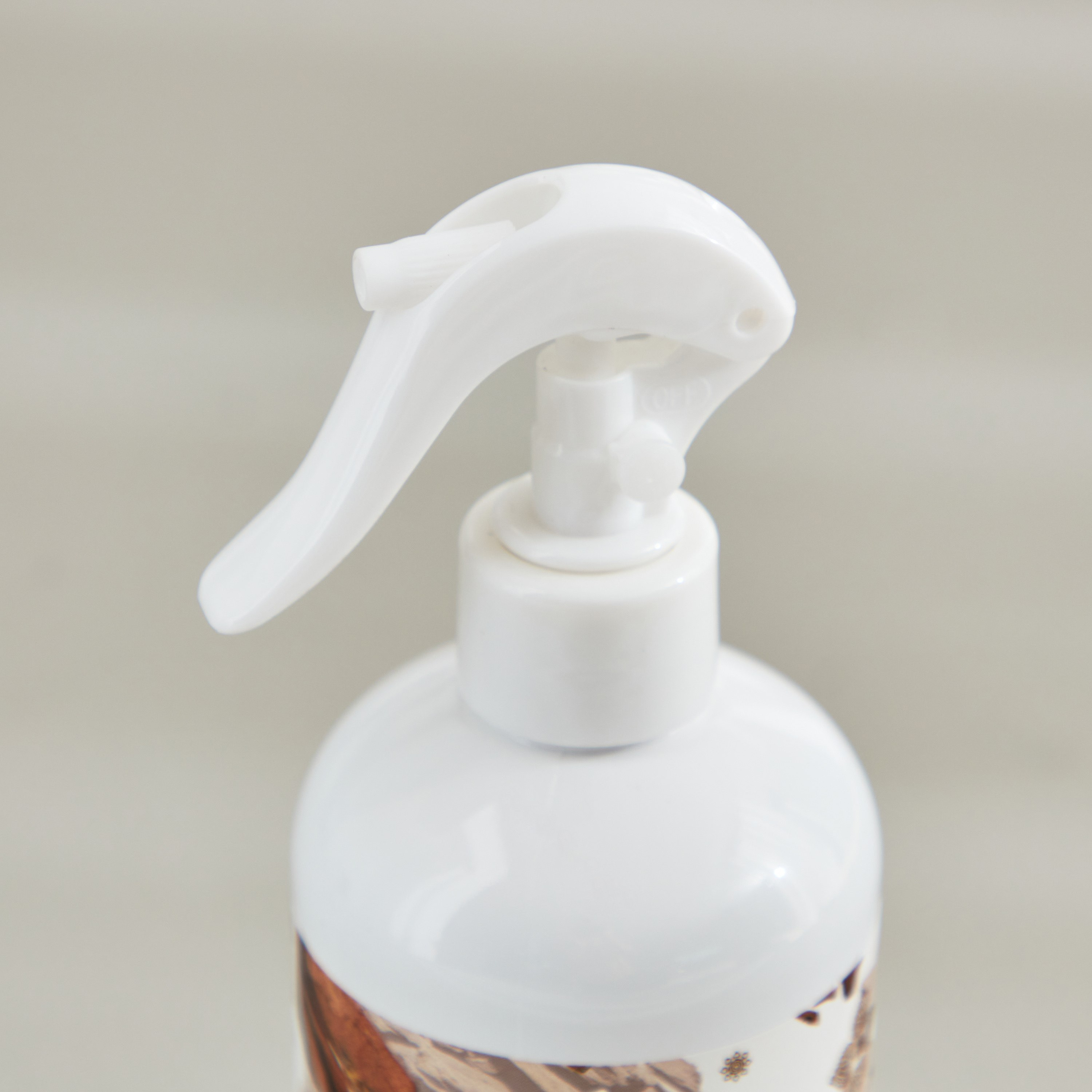 معطر جو برائحة العود من كالا سولو - 500 مل-hbxdecorandfurnishings-homefragrance-roomfreshnersandaromamist-image-3