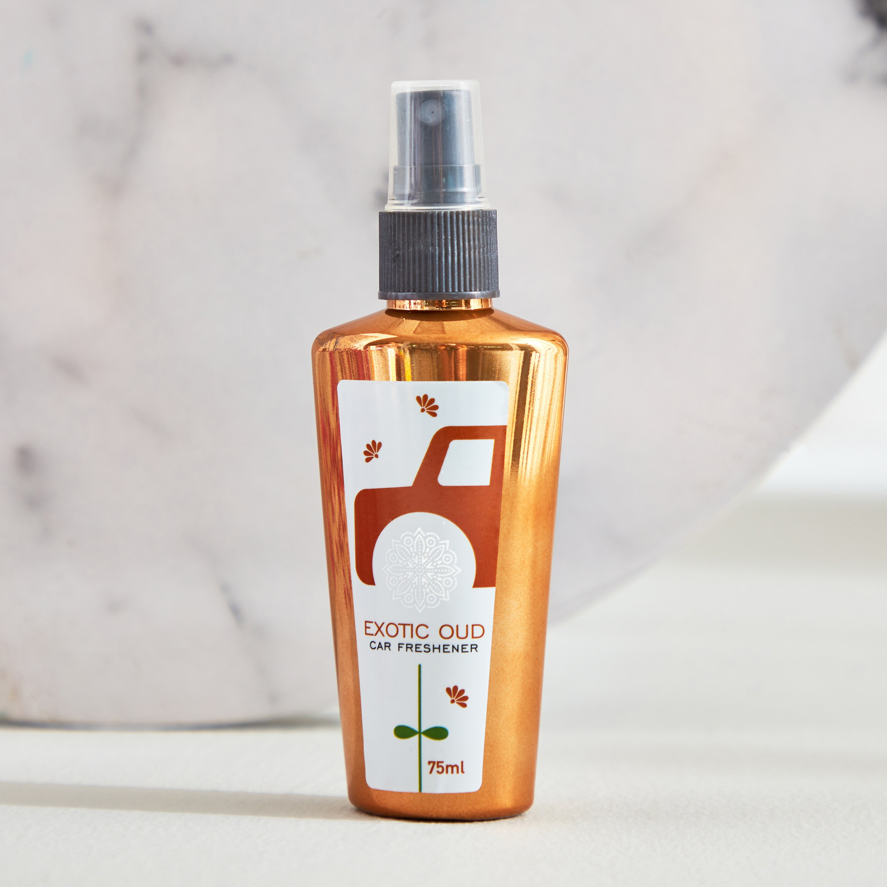 Calla Exotic Oud Car Freshener - 75 ml-hbxdecorandfurnishings-homefragrance-roomfreshnersandaromamist-image-2