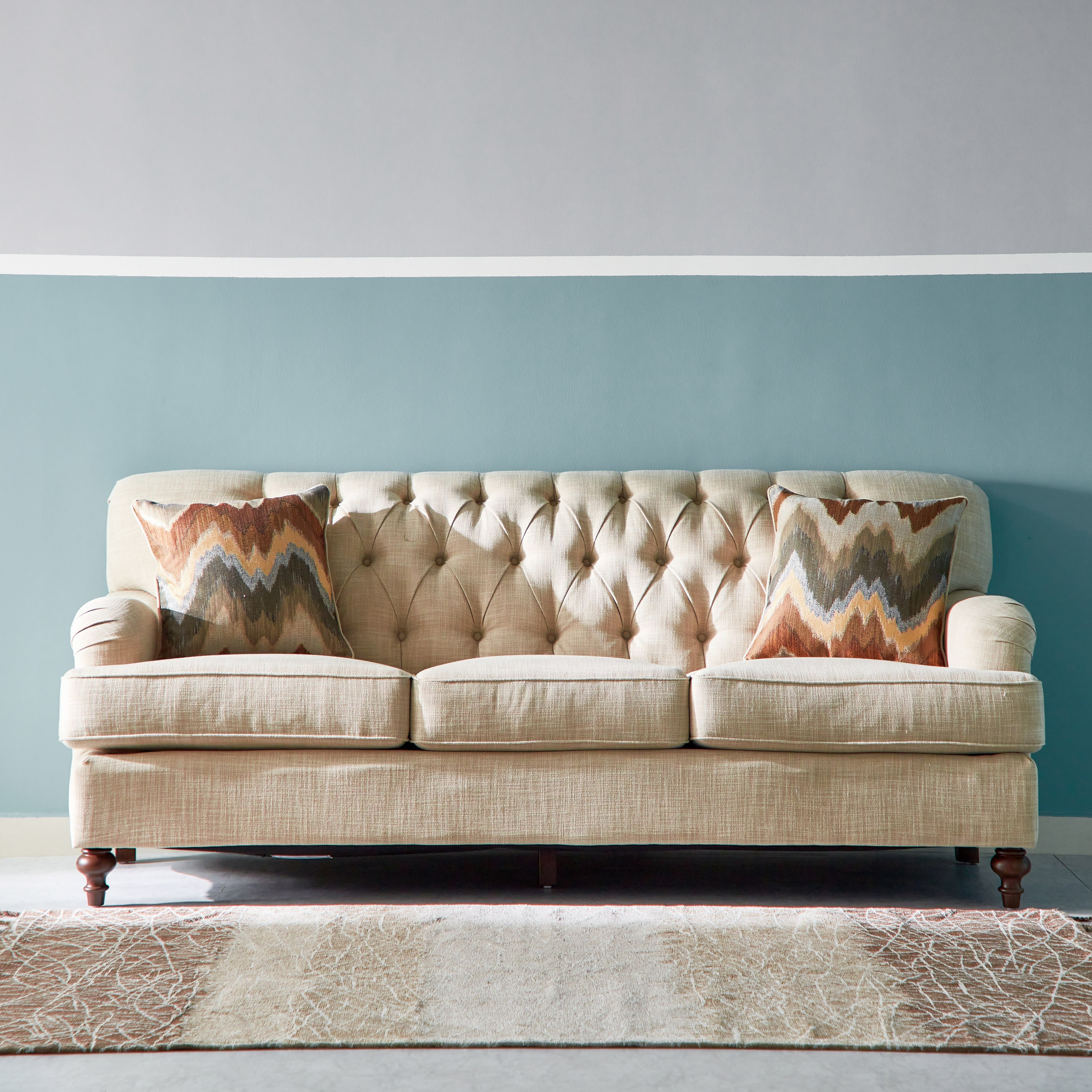 كنبة 3 مقاعد مع وسادتين من دوروثي-hbxlivingroom-sofasandarmchairs-sofas-image-2