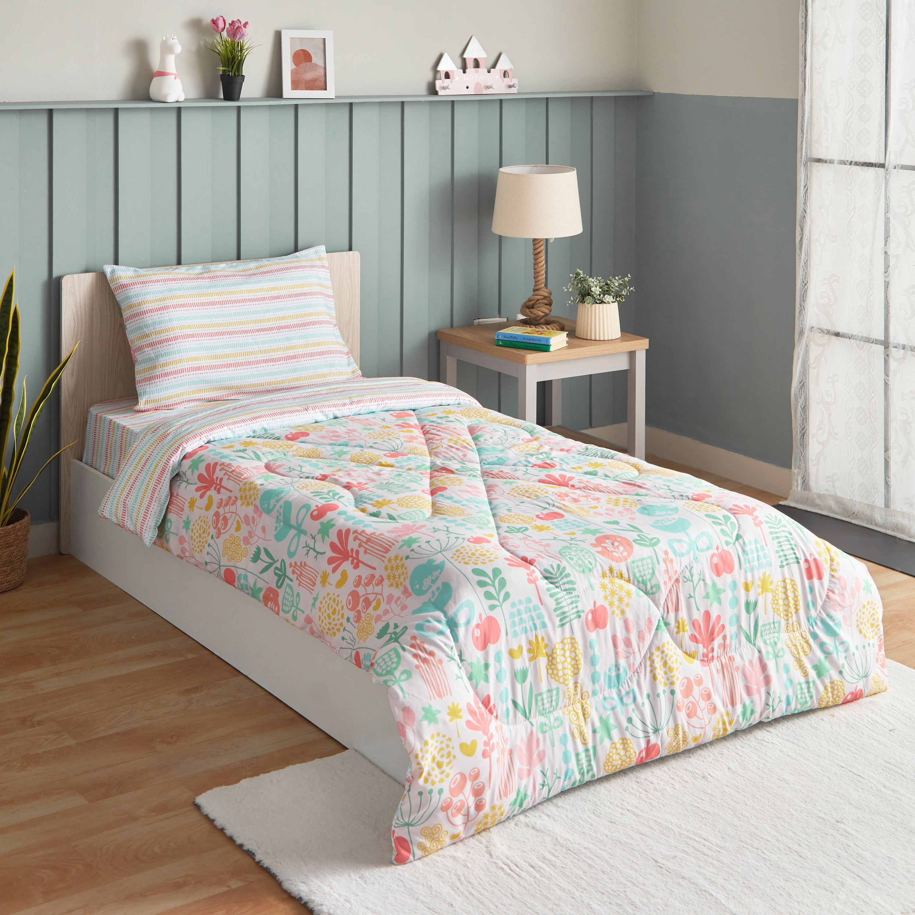 طقم لحاف فردي ألياف دقيقة قطعتين من هرميون دريمز سواريه - 135x220 سم-hbxhomeware-hbxkidsandyouth-image-1