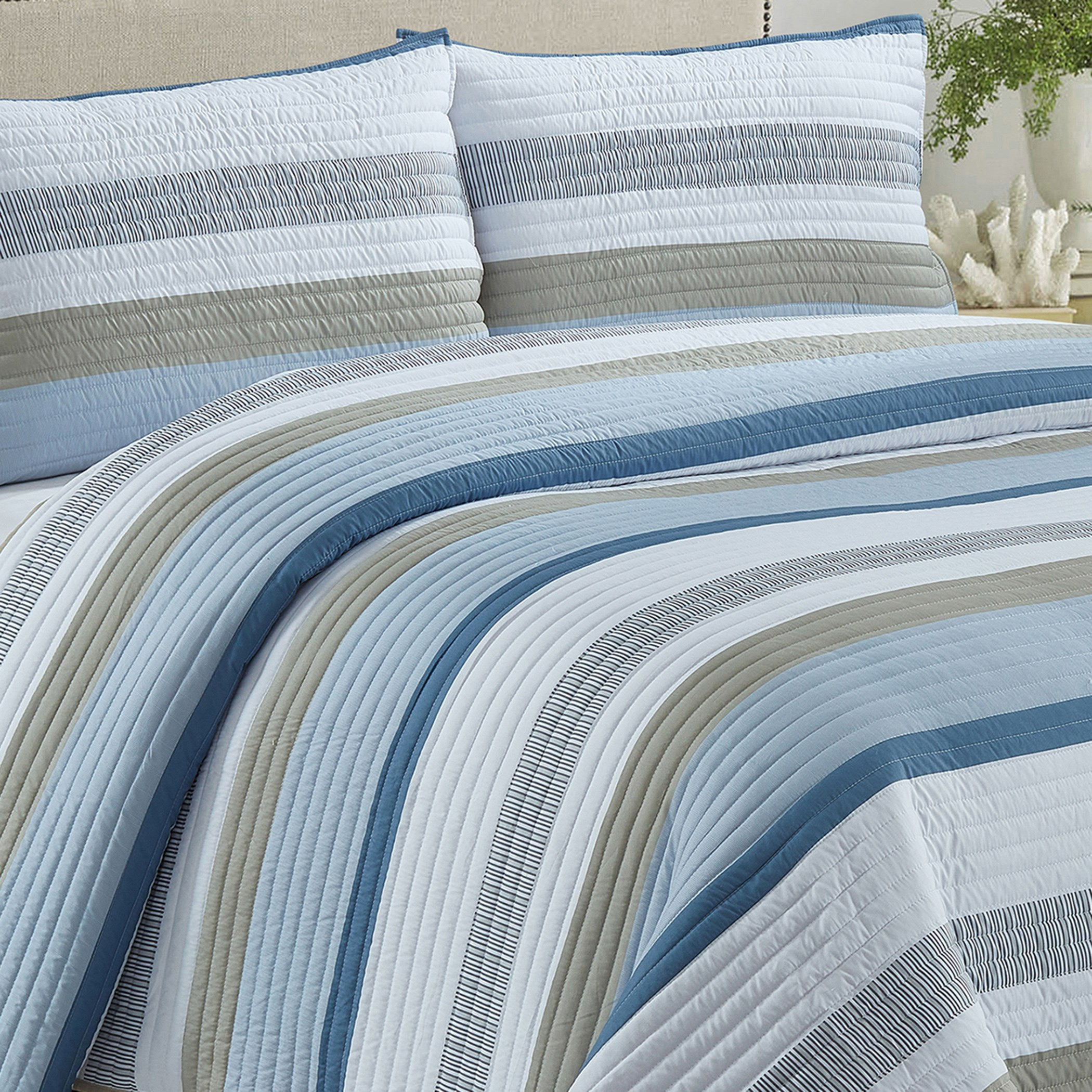 طقم مفروشات سرير مايكرو كينج من دولوريس جوزي - 3 قطع - 230x250 سم-hbxdecorandfurnishings-bedding-bedspreadsandquilts-image-2