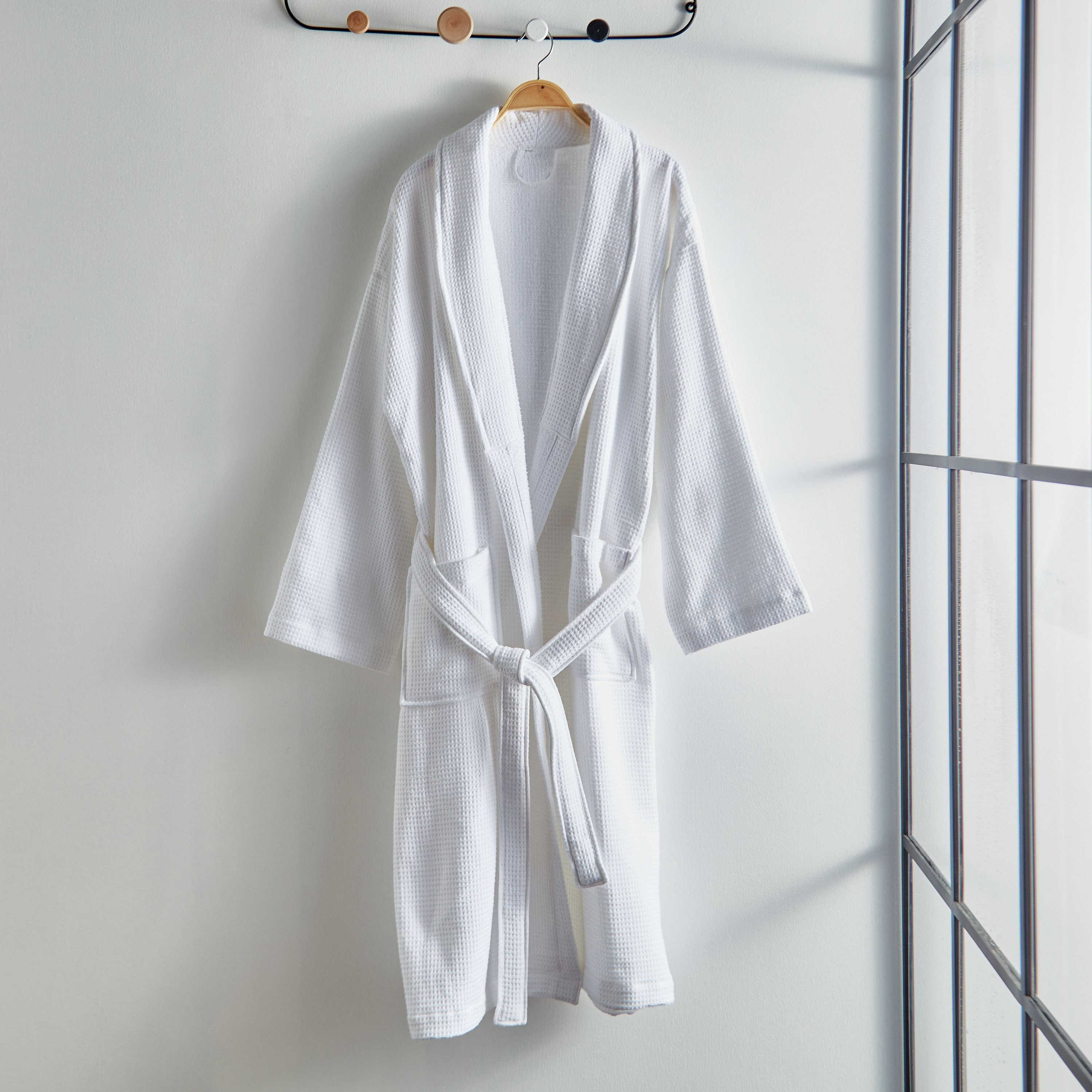 روب استحمام قطن تيري وافل من لوكس - كبير-hbxbathroom-bathroomtextiles-image-1