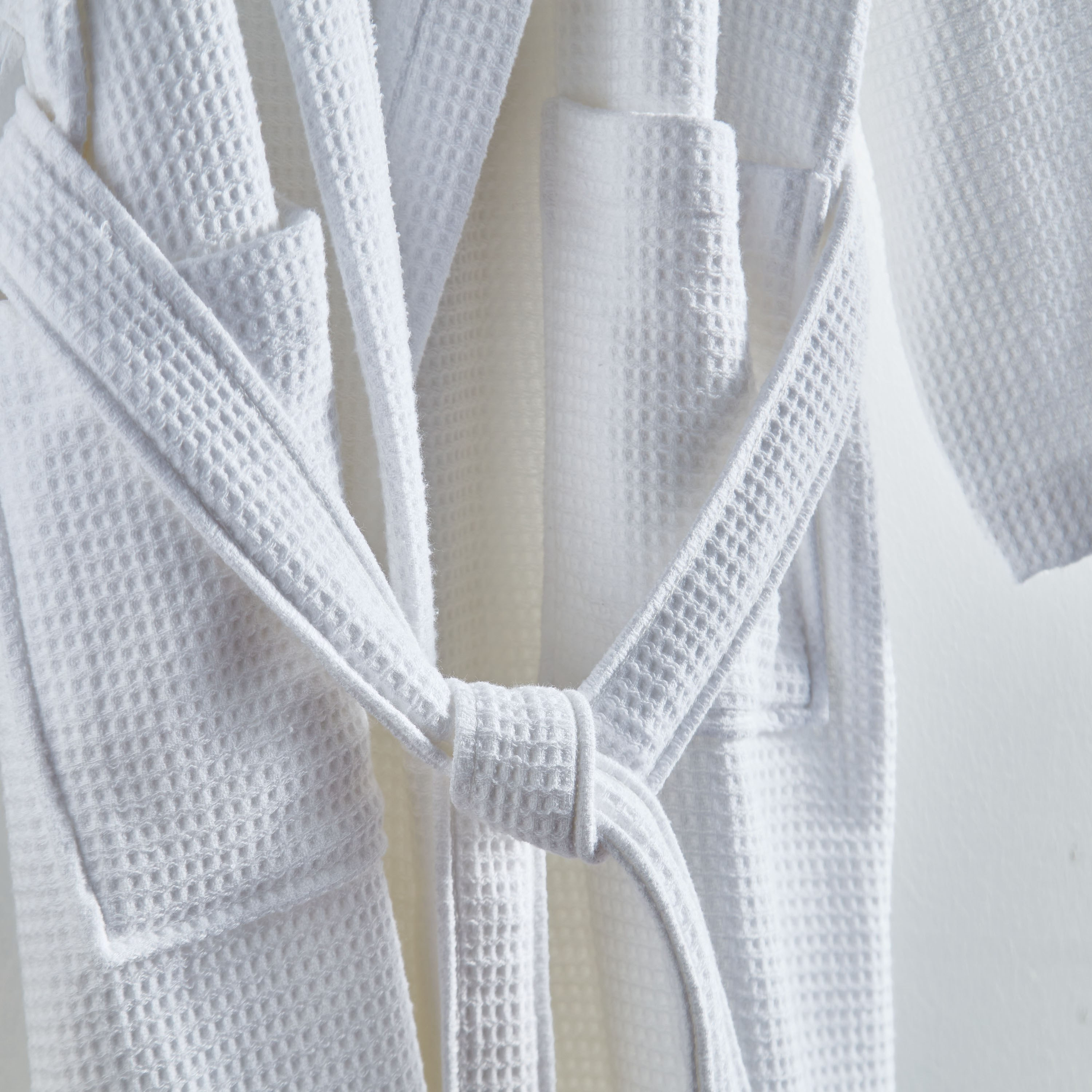 Luxe Waffle Terry Cotton Bathrobe - XXL-hbxbathroom-bathroomtextiles-image-4