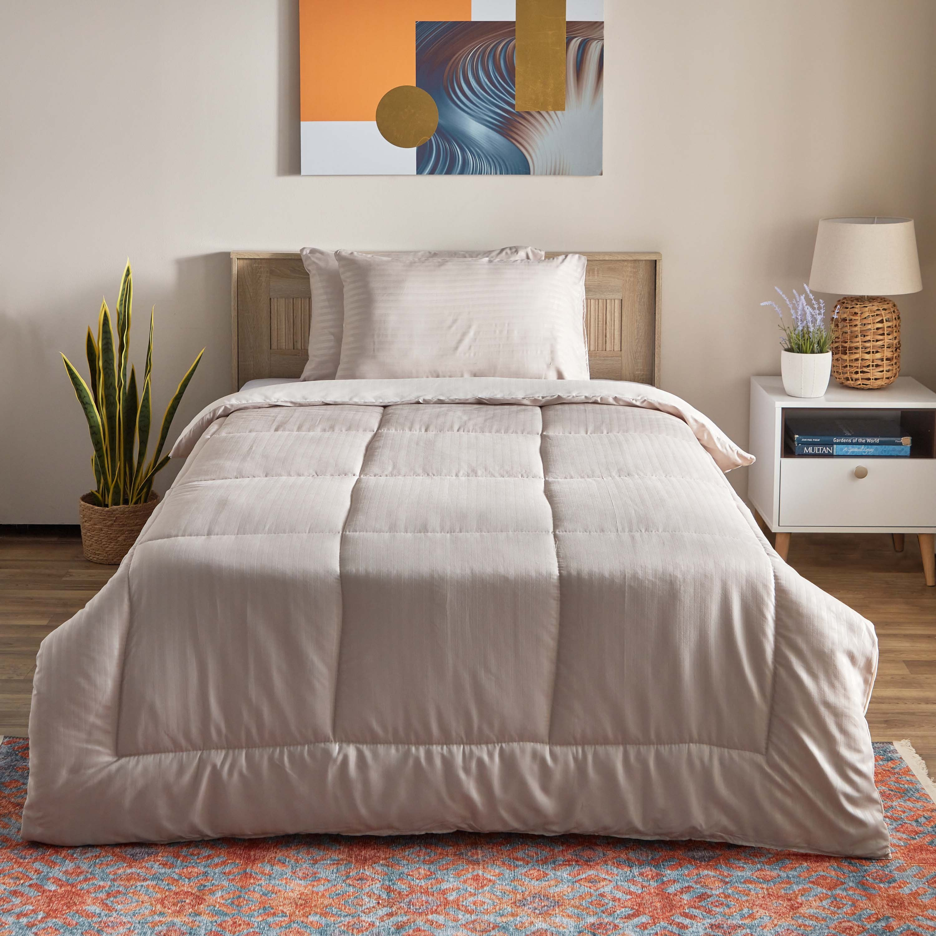 طقم لحاف كينج من الألياف الدقيقة يستخدم على الوجهين 3 قطع من بريستول - 160x220 سم-hbxhomeware-hbxdecorandfurnishings-image-2