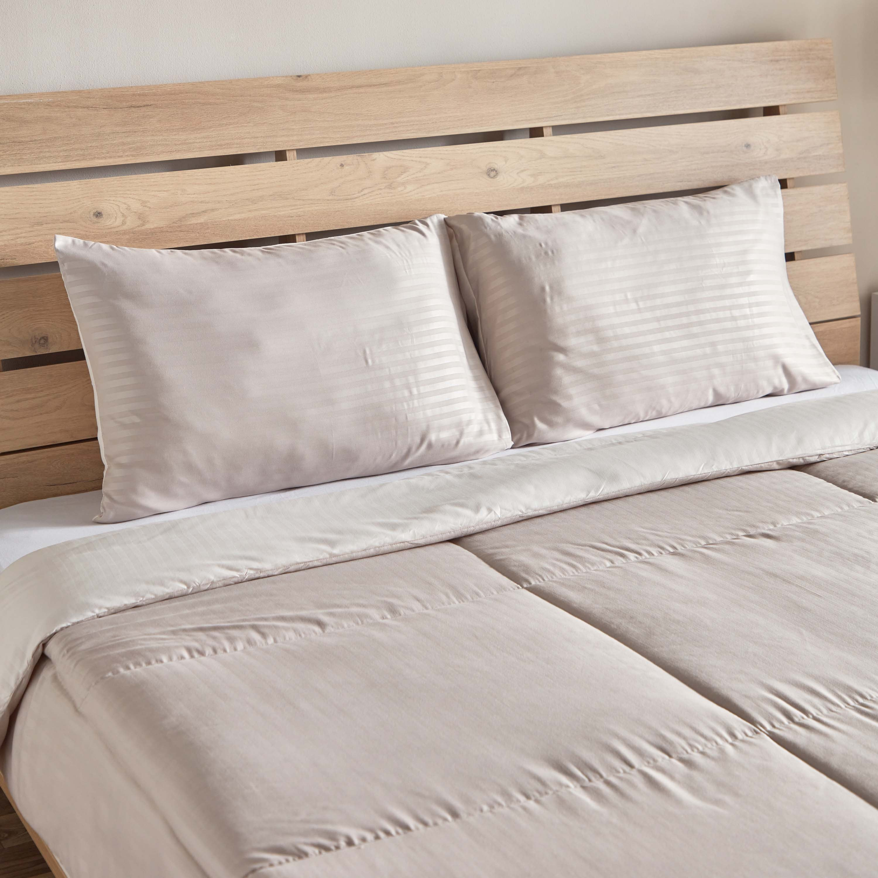 طقم لحاف كينج من الألياف الدقيقة يستخدم على الوجهين 3 قطع من بريستول - 220x240 سم-hbxhomeware-hbxdecorandfurnishings-image-4