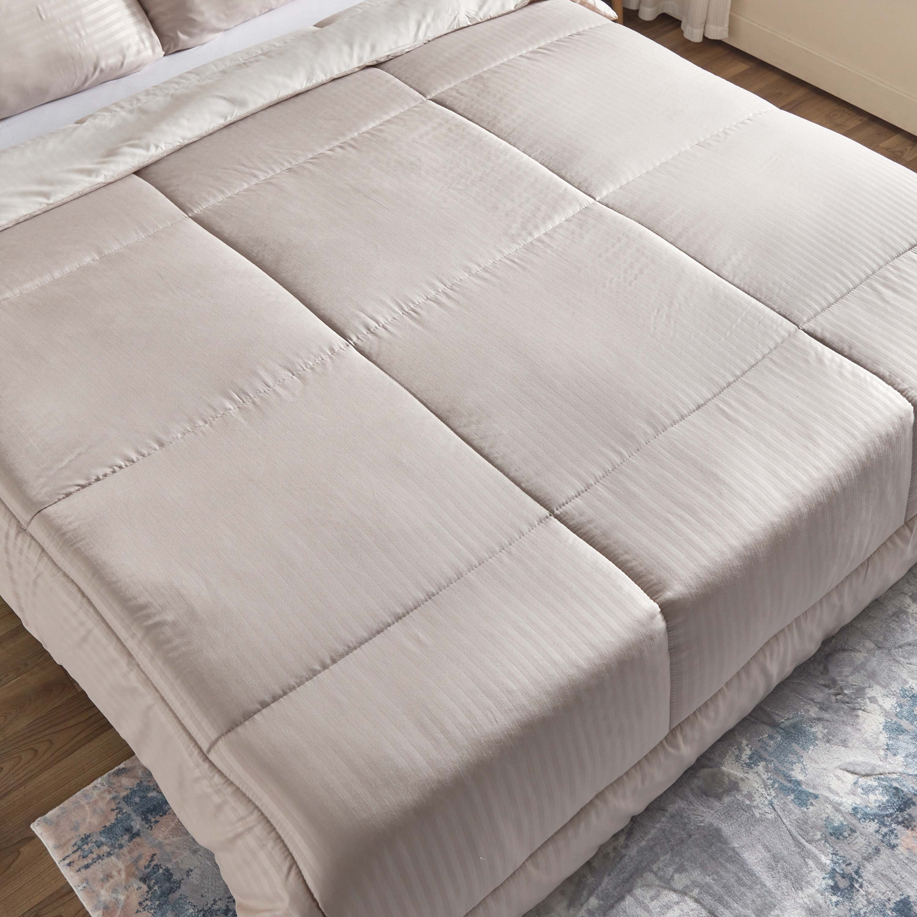 طقم لحاف كينج من الألياف الدقيقة يستخدم على الوجهين 3 قطع من بريستول - 220x240 سم-hbxhomeware-hbxdecorandfurnishings-image-5